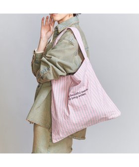 【ビューティ&ユース ユナイテッドアローズ/BEAUTY&YOUTH / UNITED ARROWS】の【別注】 beej ストライプ エンブロイダリー ショルダーバッグ 人気、トレンドファッション・服の通販 founy(ファニー) ファッション Fashion レディースファッション Fashion for Women バッグ Bags インド Indian Textile エンブロイダリー Embroidery Design スウェット / スエット Sweatshirt, Sweatwear ストライプ Stripe, Striped Pattern デニム Denim, Jeans Material 人気 Popular, Best Seller ハンド Hand, Handmade フロント Front, Front Design ベーシック Basic, Essential 別注 Limited Edition, Custom Order おすすめ Recommended / Our Picks |ID:prp329100004451112