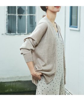 【アーバンリサーチ ドアーズ/URBAN RESEARCH DOORS】 リネンVネックカーディガン人気、トレンドファッション・服の通販 founy(ファニー) ファッション Fashion レディースファッション WOMEN トップス・カットソー Tops/Tshirt カーディガン Cardigans Vネック V-Neck カーディガン Cardigan シンプル Simple ドレープ Drape ミドル Middle リネン Linen リラックス Relax エレガント 上品 Elegant 夏 Summer 春 Spring |ID:prp329100004453538