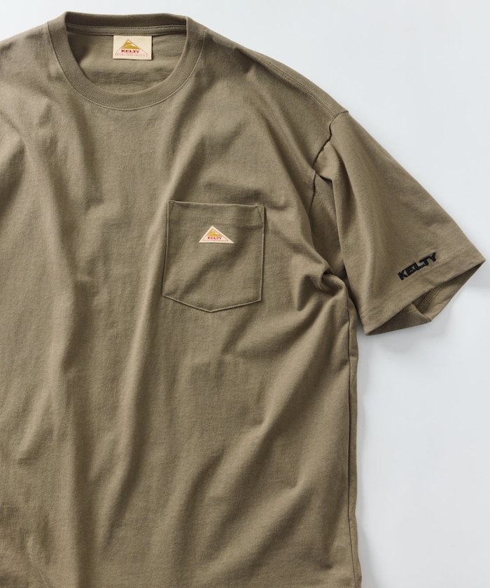 【その他のブランド/Other】のKELTY×FREAK S STORE/ケルティ 別注 ワンポイント ヴィンテージロゴ クルーネック ポケットTシャツ 【限定展開】25SS インテリア・キッズ・メンズ・レディースファッション・服の通販 founy(ファニー) 　ファッション　Fashion　メンズファッション　MEN　インナー　Inner　カーゴパンツ　Cargo Pants　スラックス　Slacks　デニム　Denim　トレンド　Trend　定番　Standard　バランス　Balance　ビッグ　Big　ボーダー　Border　ポケット　Pocket　別注　Special Order　ワイド　Wide　ワンポイント　One Point　S/S・春夏　Ss・Spring/Summer　おすすめ　Recommend　夏　Summer　2025年　2025　2025春夏・S/S　Ss,Spring/Summer,2025　ベージュ|ID: prp329100004458325 ipo3291000000031207407