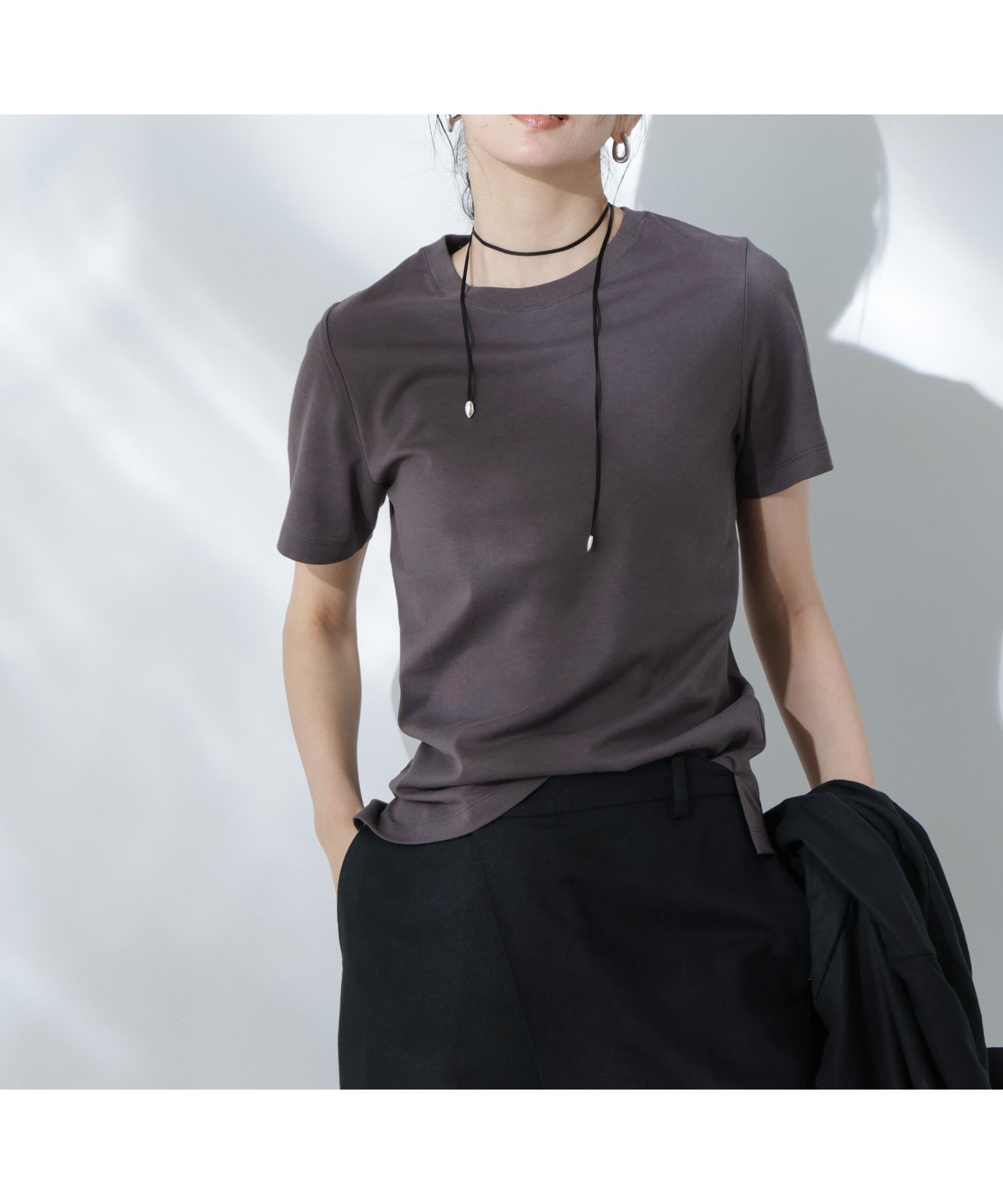 【ナノ ユニバース/nano universe】のAnti Soaked 汗染み防止クルーネックTシャツ 人気、トレンドファッション・服の通販 founy(ファニー) 　ファッション　Fashion　レディースファッション　WOMEN　トップス・カットソー　Tops/Tshirt　シャツ/ブラウス　Shirts/Blouses　ロング / Tシャツ　T-Shirts　イエロー　Yellow　カラフル　Colorful　吸水　Water Absorption　スリット　Slit　定番　Standard　人気　Popularity　ベーシック　Basic　再入荷　Restock/Back In Stock/Re Arrival　エレガント 上品　Elegant　2025年　2025　2025春夏・S/S　Ss,Spring/Summer,2025　 other-1|ID: prp329100004460733 ipo3291000000032213510