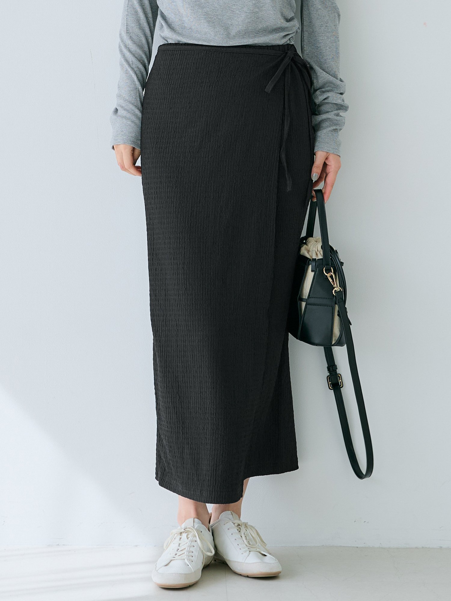 【コカ/COCA】のシボシャーリングラップスカート インテリア・キッズ・メンズ・レディースファッション・服の通販 founy(ファニー) 　ファッション　Fashion　レディースファッション　WOMEN　スカート　Skirt　おすすめ　Recommend　スウェット　Sweat　フェミニン　Feminine　ポケット　Pocket　ラップ　Wrap　リボン　Ribbon　ロング　Long　エレガント 上品　Elegant　夏　Summer　春　Spring　S/S・春夏　Ss・Spring/Summer　Black|ID: prp329100004464920 ipo3291000000031955755