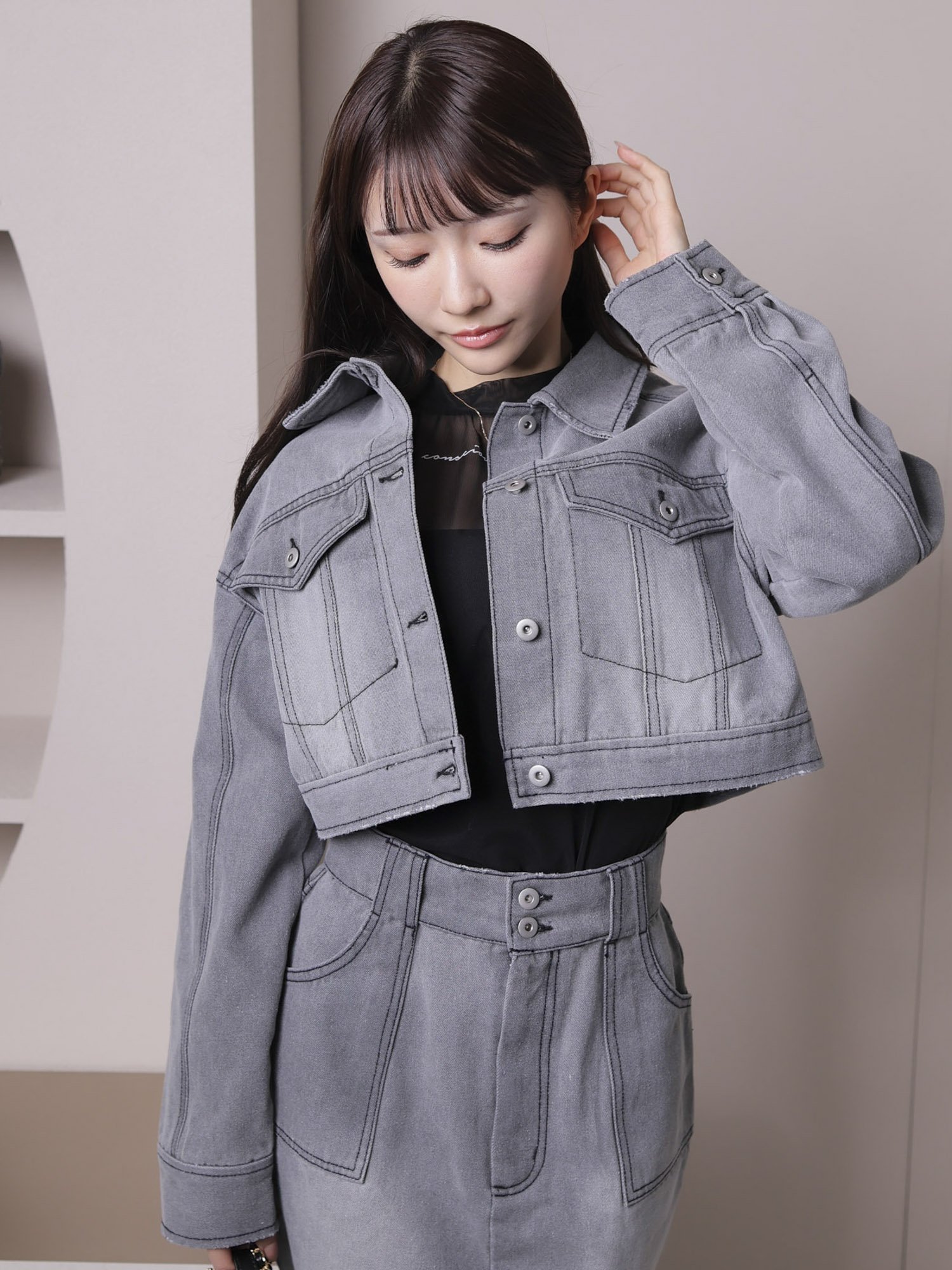 【リップサービス/LIP SERVICE】のlady denimクロップドGジャン インテリア・キッズ・メンズ・レディースファッション・服の通販 founy(ファニー) 　ファッション　Fashion　レディースファッション　WOMEN　アウター　Coat Outerwear　おすすめ　Recommend　クロップド　Cropped　ケミカル　Chemical　デニム　Denim　トレンド　Trend　ブリーチ　Bleach　リアル　Real　リラックス　Relax　ルーズ　Loose　ヴィンテージ　Vintage　グレー|ID: prp329100004465082 ipo3291000000031726374