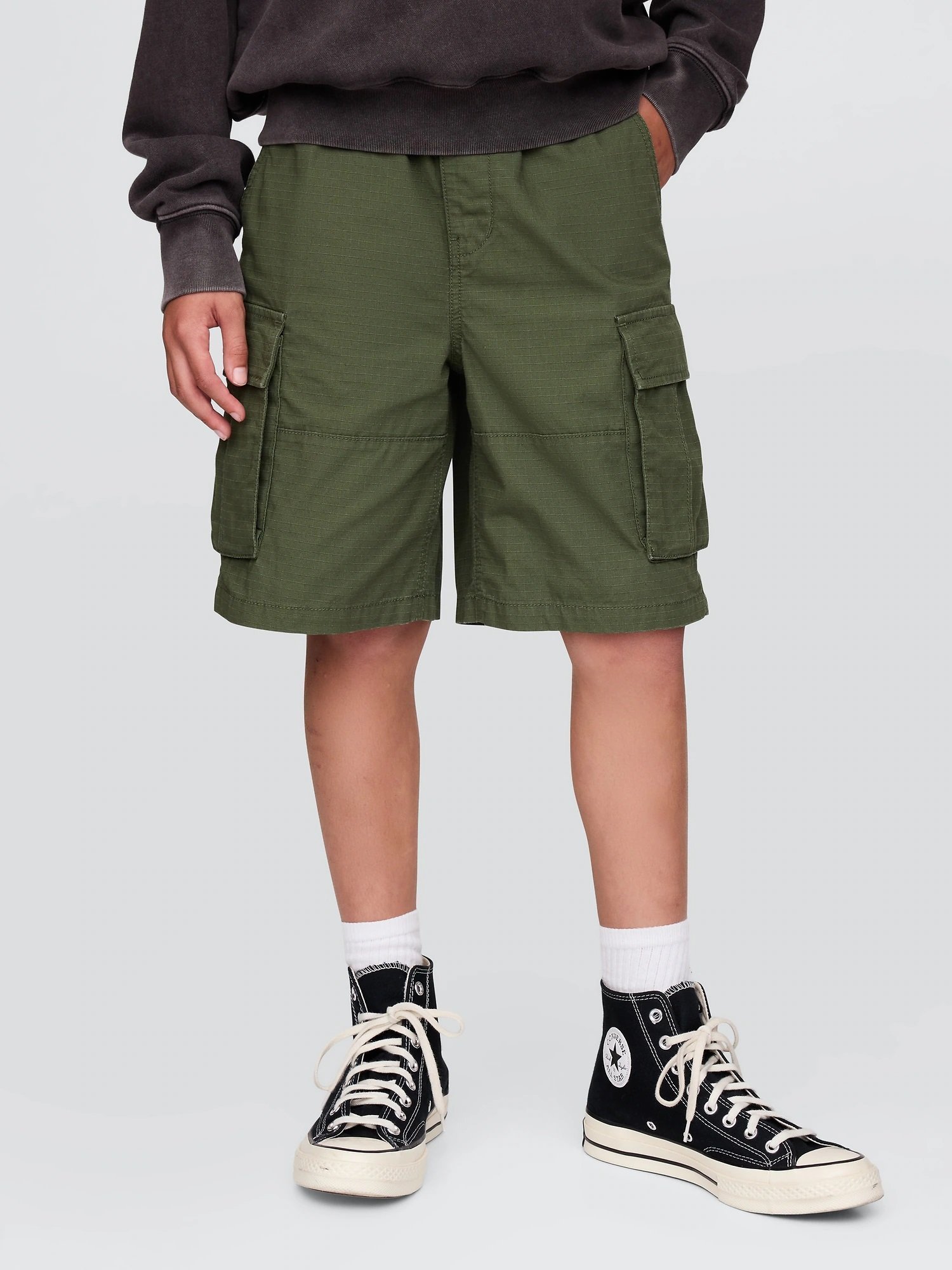 【ギャップ/GAP / KIDS】の7.5インチ リップストップ イージーカーゴショートパンツ (キッズ) インテリア・キッズ・メンズ・レディースファッション・服の通販 founy(ファニー) 　ファッション　Fashion　キッズファッション　KIDS　ボトムス　Bottoms/Kids　ドローコード　Draw Cord　フィット　Fit　ポケット　Pocket　リップ　Lip　THYME450|ID: prp329100004465340 ipo3291000000031894679