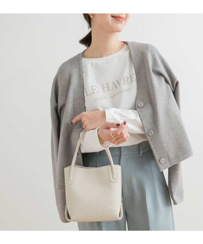 【アーバンリサーチ ドアーズ/URBAN RESEARCH DOORS】のロゴプリントロングTシャツ インテリア・キッズ・メンズ・レディースファッション・服の通販 founy(ファニー) https://founy.com/ ファッション Fashion レディースファッション WOMEN トップス・カットソー Tops/Tshirt シャツ/ブラウス Shirts/Blouses ロング / Tシャツ T-Shirts 2025年 2025 2025春夏・S/S Ss,Spring/Summer,2025 おすすめ Recommend カーディガン Cardigan シンプル Simple ジャケット Jacket スラックス Slacks ブルゾン Blouson プリント Print ベーシック Basic 夏 Summer S/S・春夏 Ss・Spring/Summer 長袖 Long Sleeve |ID: prp329100004466434 ipo3291000000032371705