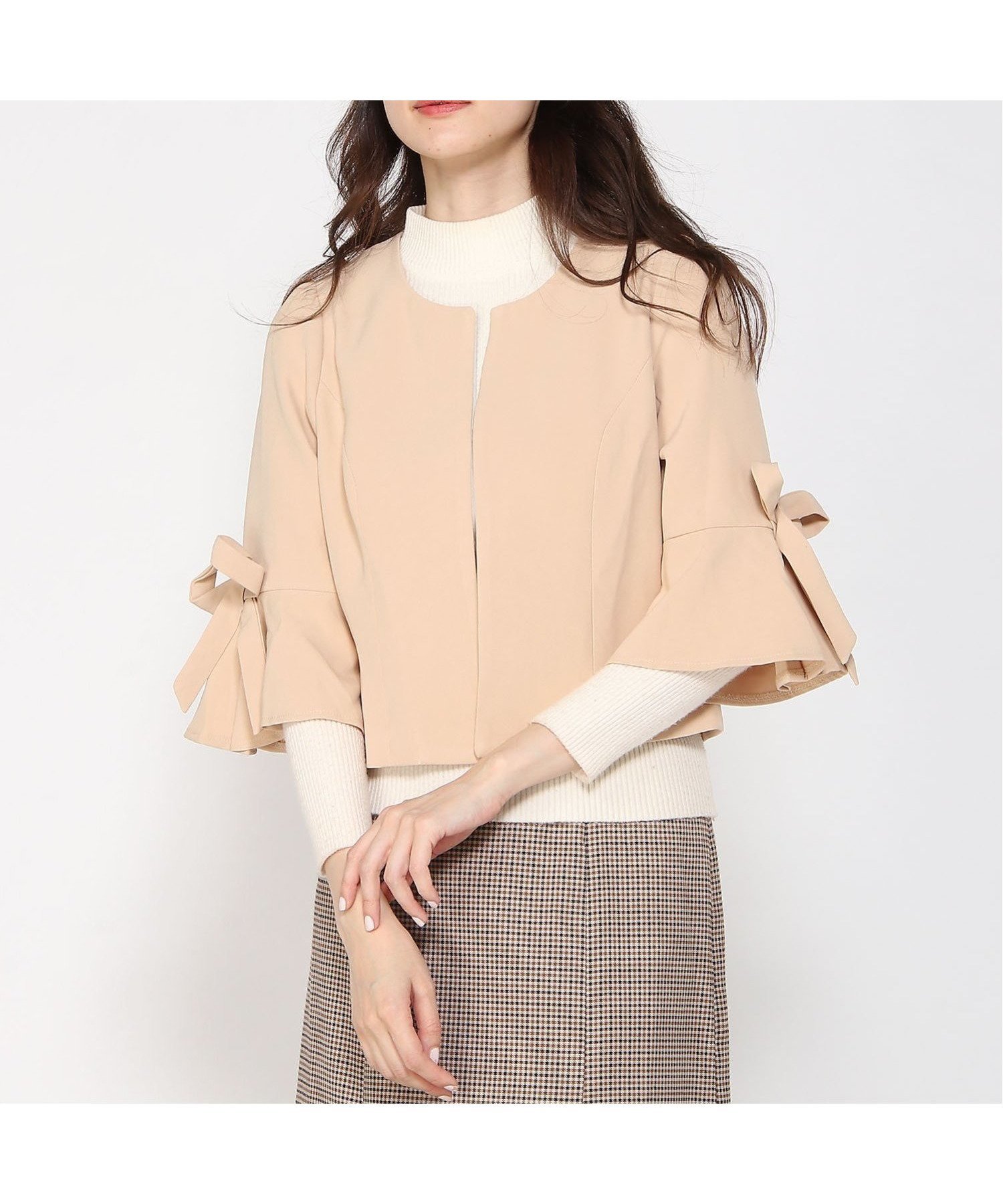 【ドレス/DRESS+】のボレロ ショートジャケット ノーカーラー フレア袖 インテリア・キッズ・メンズ・レディースファッション・服の通販 founy(ファニー) 　ファッション　Fashion　レディースファッション　Fashion for Women　アウター　Coat / Outerwear Collection　レディースジャケット・軽アウター　Jackets　ボレロ・ショート丈ジャケット / ドレス羽織りに　Boleros & Short Jackets　オケージョン　Occasion Wear　ショート　Short, Short Length　ジャケット　Jacket, Outerwear　フレア　Flare, Flared　フロント　Front, Front Design　ボレロ　Bolero, Short Cardigan　リボン　Ribbon, Bow　ベージュ|ID: prp329100004466915 ipo3291000000033500821
