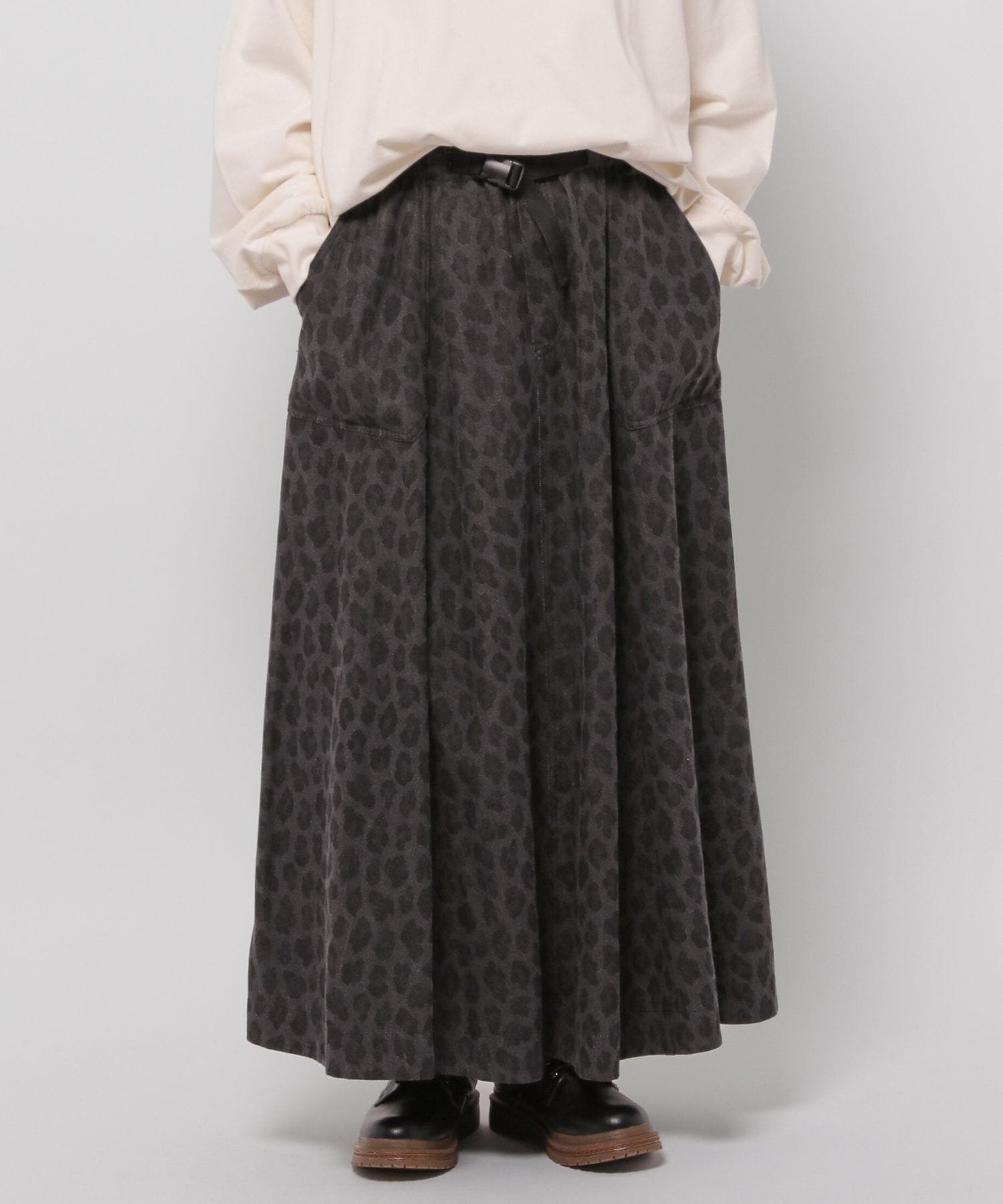 【ニコアンド/niko and】のベルトフレアスカート【新色入荷】 インテリア・キッズ・メンズ・レディースファッション・服の通販 founy(ファニー) 　ファッション　Fashion　レディースファッション　Fashion for Women　スカート　Skirts　Aライン・フレアスカート　A-Line & Flared Skirts　ベルト&ウエストマーク　Belts & Waist Accessories　おすすめ　Recommended / Our Picks　デニム　Denim, Jeans Material　ドレープ　Drape, Draping Fabric　フレア　Flare, Flared　ベーシック　Basic, Essential　レオパード　Leopard, Animal Print　ロング　Long, Long-Length　定番　Standard, Basic Item　ヒョウ柄グレー13|ID: prp329100004467160 ipo3291000000034578028