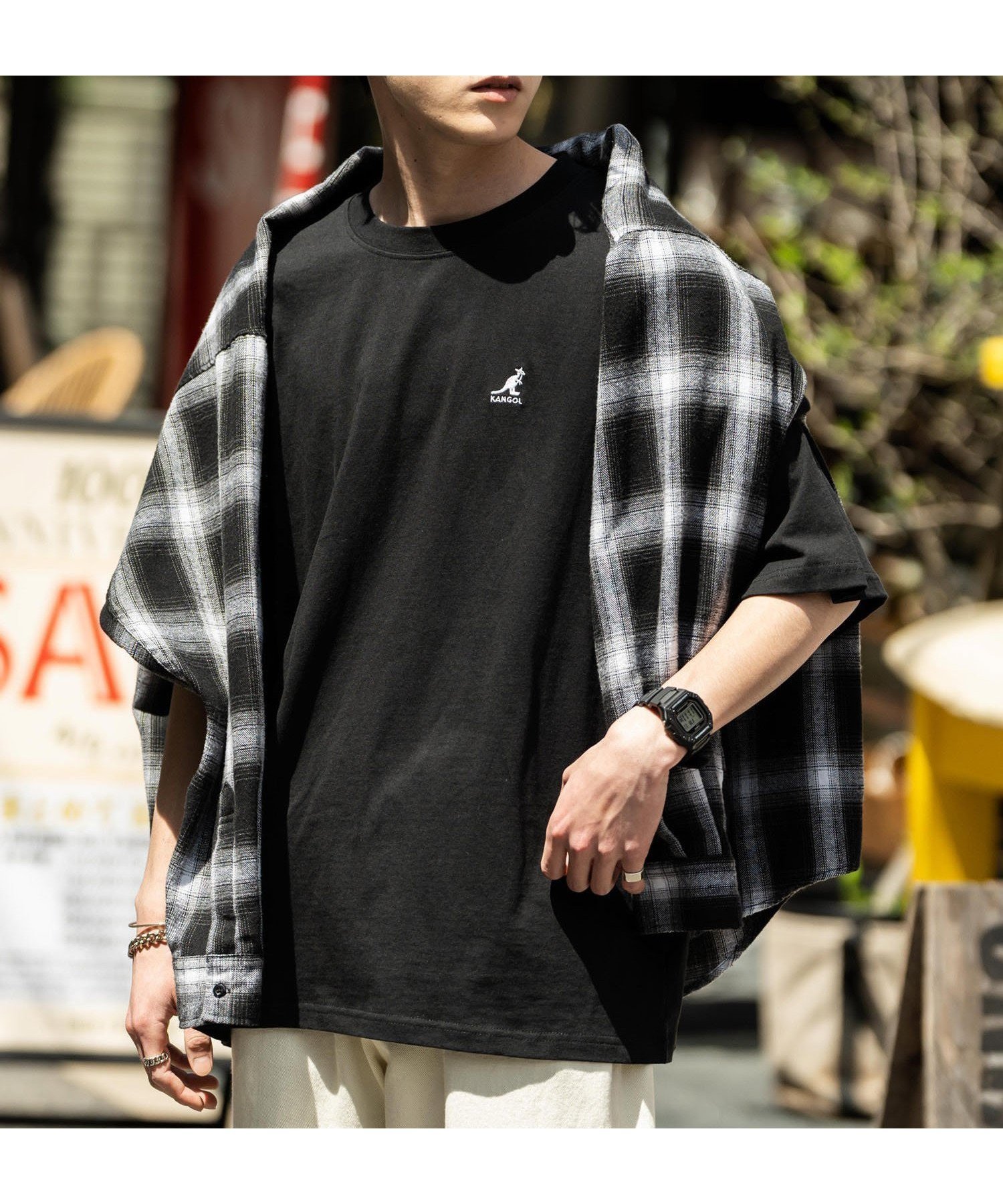 【ロッキーモンロー/Rocky Monroe】のKANGOL 別注コラボ ワンポイント刺繍半袖Tシャツ インテリア・キッズ・メンズ・レディースファッション・服の通販 founy(ファニー) 　ファッション　Fashion　レディースファッション　WOMEN　トップス・カットソー　Tops/Tshirt　シャツ/ブラウス　Shirts/Blouses　ロング / Tシャツ　T-Shirts　アウトドア　Outdoor　コラボ　Collaboration　スラックス　Slacks　デニム　Denim　トレンド　Trend　人気　Popularity　パターン　Pattern　ベーシック　Basic　別注　Special Order　半袖　Short Sleeve　メンズ　Mens　無地　Plain Color　リラックス　Relax　ロング　Long　ワイド　Wide　ワンポイント　One Point　おすすめ　Recommend　エレガント 上品　Elegant　ブラック|ID: prp329100004468068 ipo3291000000031998252