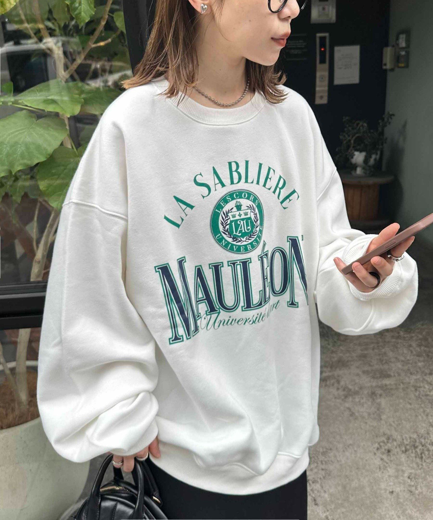 【ディスコート/Discoat】の【WEB限定】MAULEONカレッジロゴスウェット インテリア・キッズ・メンズ・レディースファッション・服の通販 founy(ファニー) 　ファッション　Fashion　レディースファッション　WOMEN　トップス・カットソー　Tops/Tshirt　パーカ　Sweats　スウェット　Sweat　おすすめ　Recommend　スウェット　Sweat　スリーブ　Sleeve　ダウン　Down　ビッグ　Big　人気　Popularity　定番　Standard　春　Spring　秋　Autumn/Fall　オフホワイト|ID: prp329100004468483 ipo3291000000031997529