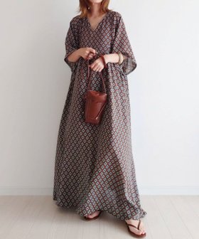 【コーナーズ/CORNERS】のCORNERS by yui コモン柄カフタンワンピース 人気、トレンドファッション・服の通販 founy(ファニー) ファッション Fashion レディースファッション WOMEN ワンピース Dress |ID:prp329100004470103
