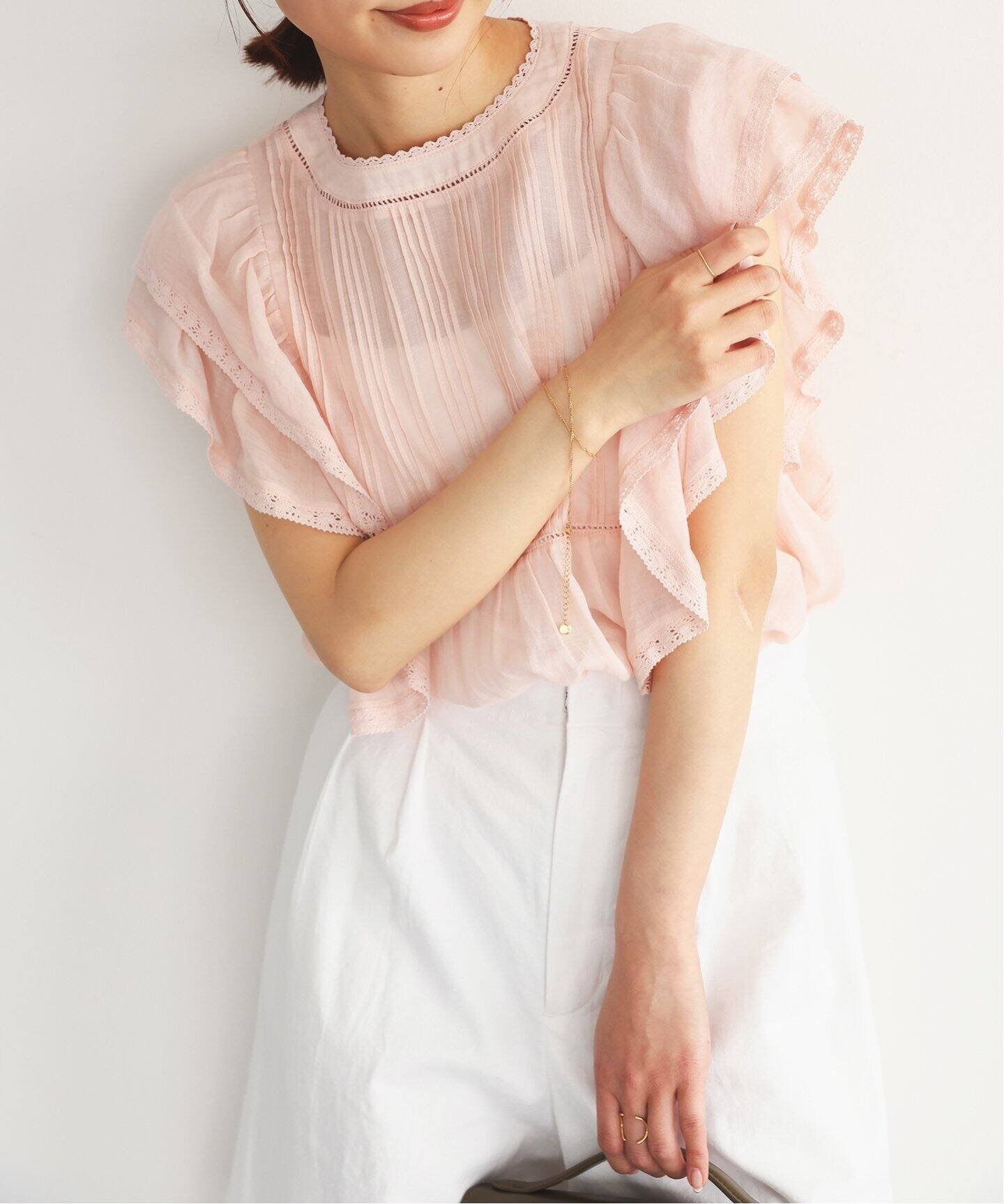 【スローブ イエナ/SLOBE IENA】の《追加》ラミーフリルピンタックブラウス インテリア・キッズ・メンズ・レディースファッション・服の通販 founy(ファニー) 　ファッション　Fashion　レディースファッション　Fashion for Women　トップス・カットソー　Cut & Sew Tops　シャツ・ブラウス・オフィスカジュアル　Elegant Blouses & Button-Ups　2025年　2025　2025春夏・S/S　Spring/Summer 2025 SS25　ピンク|ID: prp329100004470914 ipo3291000000032740048