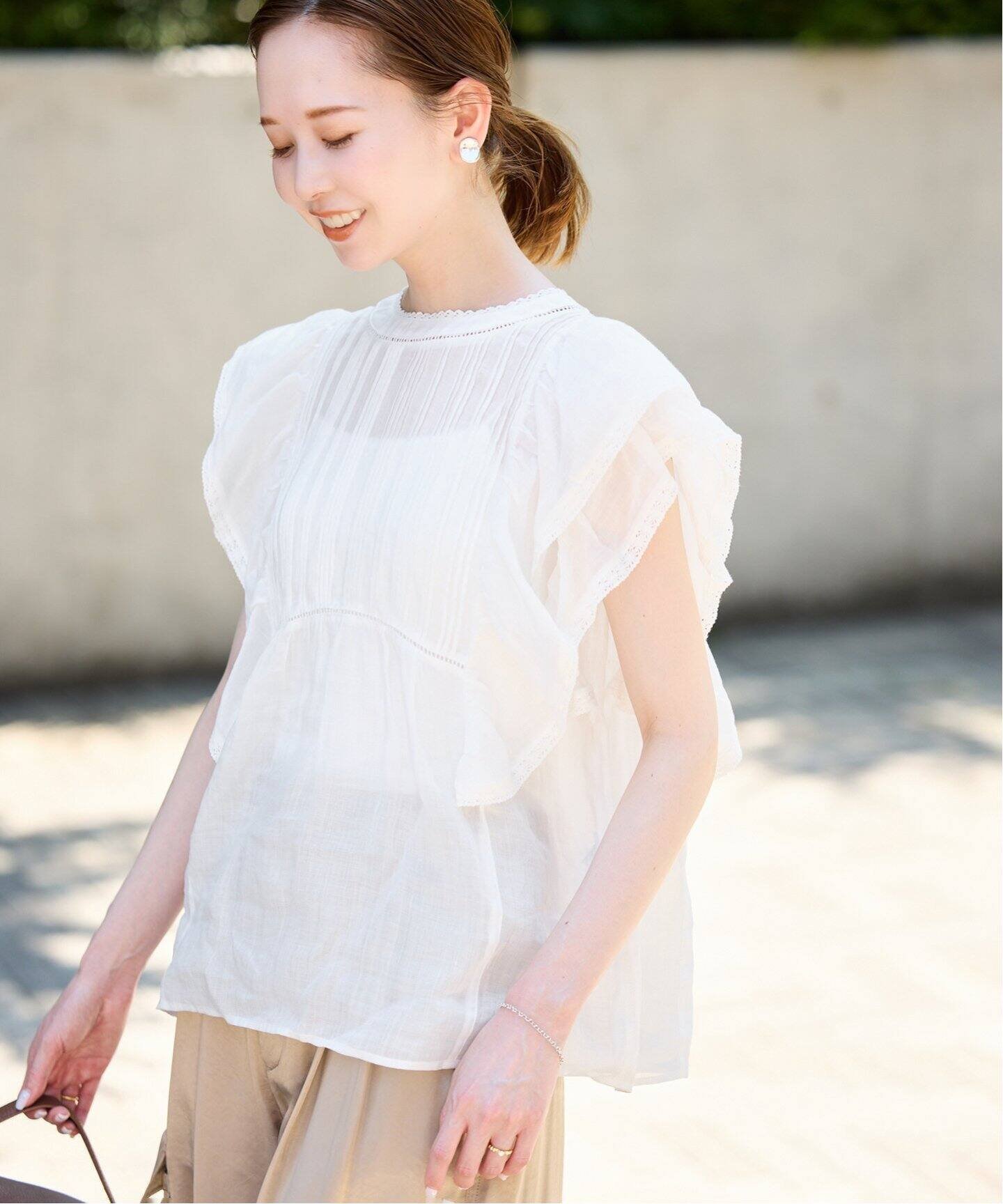 【スローブ イエナ/SLOBE IENA】の《追加》ラミーフリルピンタックブラウス 人気、トレンドファッション・服の通販 founy(ファニー) 　ファッション　Fashion　レディースファッション　Fashion for Women　トップス・カットソー　Cut & Sew Tops　シャツ・ブラウス・オフィスカジュアル　Elegant Blouses & Button-Ups　2025年　2025　2025春夏・S/S　Spring/Summer 2025 SS25　 other-1|ID: prp329100004470914 ipo3291000000033007245