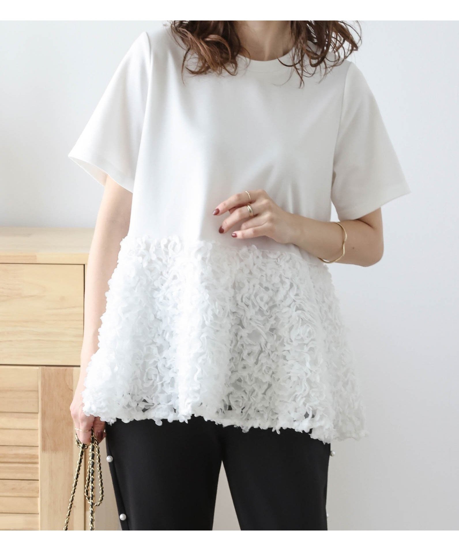 【その他のブランド/Other】のフラワーチュール ペプラムトップス 人気、トレンドファッション・服の通販 founy(ファニー) 　ファッション　Fashion　レディースファッション　Fashion for Women　トップス・カットソー　Cut & Sew Tops　スラックス　Slacks, Dress Pants　スリーブ　Sleeve, Long Sleeve / Short Sleeve　チュール　Tulip, Tulip Motif　デニム　Denim, Jeans Material　フレンチ　French, French Style　ペプラム　Peplum, Flared Hem　半袖　Short Sleeve, Half Sleeve　 other-1|ID: prp329100004471560 ipo3291000000032778455