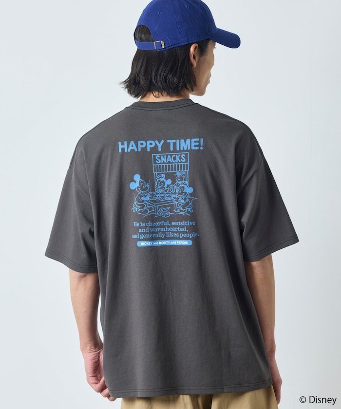 【フリークスストア/FREAK'S STORE】のDISNEY ディズニー/ミッキーマウス/ 別注 ビッグシルエット バックプリントTシャツ/HAPPY TIME 【限定展開】 25SS インテリア・キッズ・メンズ・レディースファッション・服の通販 founy(ファニー) 　ファッション　Fashion　レディースファッション　Fashion for Women　トップス・カットソー　Cut & Sew Tops　シャツ・ブラウス・オフィスカジュアル　Elegant Blouses & Button-Ups　ロングTシャツ・Tシャツ　Longline T-Shirts & Tees　バッグ　Bags　2025年　2025　2025春夏・S/S　Spring/Summer 2025 SS25　おすすめ　Recommended / Our Picks　カーゴパンツ　Cargo Pants, Utility Pants　グラフィック　Graphic, Graphic Design　シンプル　Simple, Minimal　デニム　Denim, Jeans Material　ビッグ　Big, Oversized　フィット　Fit, Slim Fit　プリント　Print, Printed Pattern　ボトム　Bottoms, Lower Wear　リラックス　Relax, Relaxed Fit　別注　Limited Edition, Custom Order　夏　Summer　定番　Standard, Basic Item　S/S・春夏　SS, Spring/Summer, Warm Season　チャコールグレー|ID: prp329100004472113 ipo3291000000032625244