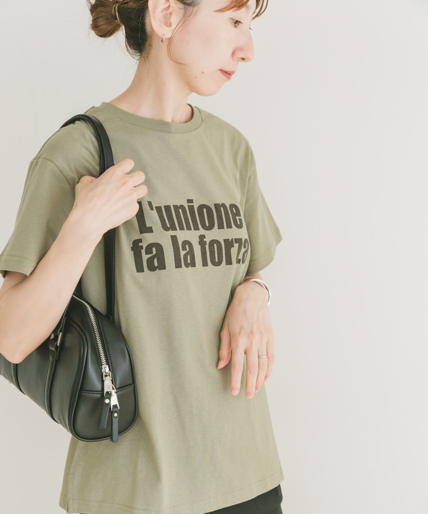 【アイテムズアーバンリサーチ/ITEMS URBAN RESEARCH】のロゴハンソデTシャツ 人気、トレンドファッション・服の通販 founy(ファニー) 　ファッション　Fashion　レディースファッション　Fashion for Women　トップス・カットソー　Cut & Sew Tops　シャツ・ブラウス・オフィスカジュアル　Elegant Blouses & Button-Ups　ロングTシャツ・Tシャツ　Longline T-Shirts & Tees　2025年　2025　2025春夏・S/S　Spring/Summer 2025 SS25　半袖　Short Sleeve, Half Sleeve　夏　Summer　S/S・春夏　SS, Spring/Summer, Warm Season　 other-1|ID: prp329100004472118 ipo3291000000033544129