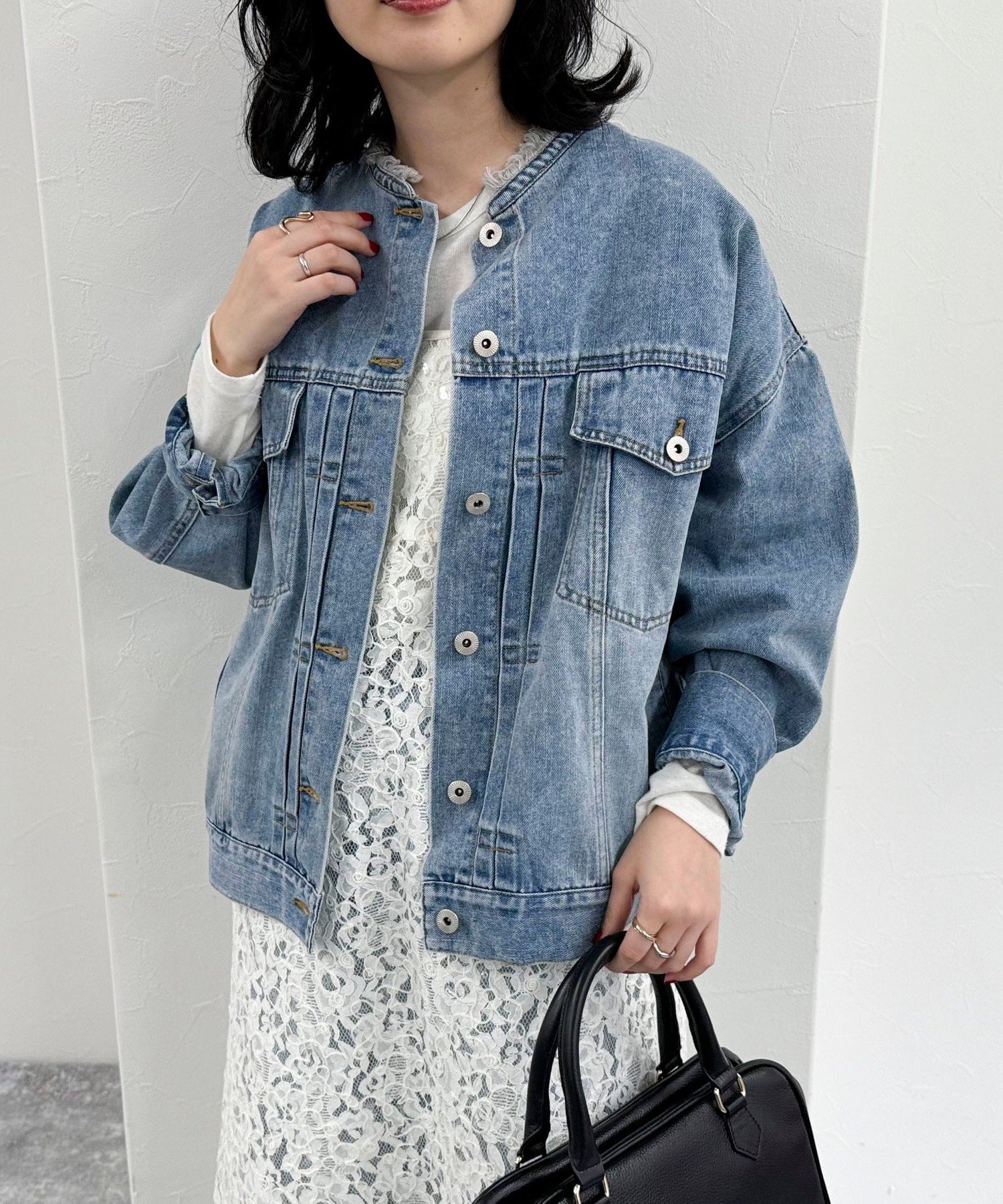 【その他のブランド/Other】のノーカラーデニムジャケット インテリア・キッズ・メンズ・レディースファッション・服の通販 founy(ファニー) 　ファッション　Fashion　レディースファッション　WOMEN　アウター　Coat Outerwear　ジャケット　Jackets　デニムジャケット　Denim Jackets　2025年　2025　2025春夏・S/S　Ss,Spring/Summer,2025　おすすめ　Recommend　ジャケット　Jacket　デニム　Denim　フリンジ　Fringe　ヴィンテージ　Vintage　人気　Popularity　サックスブルー|ID: prp329100004472414 ipo3291000000031992324