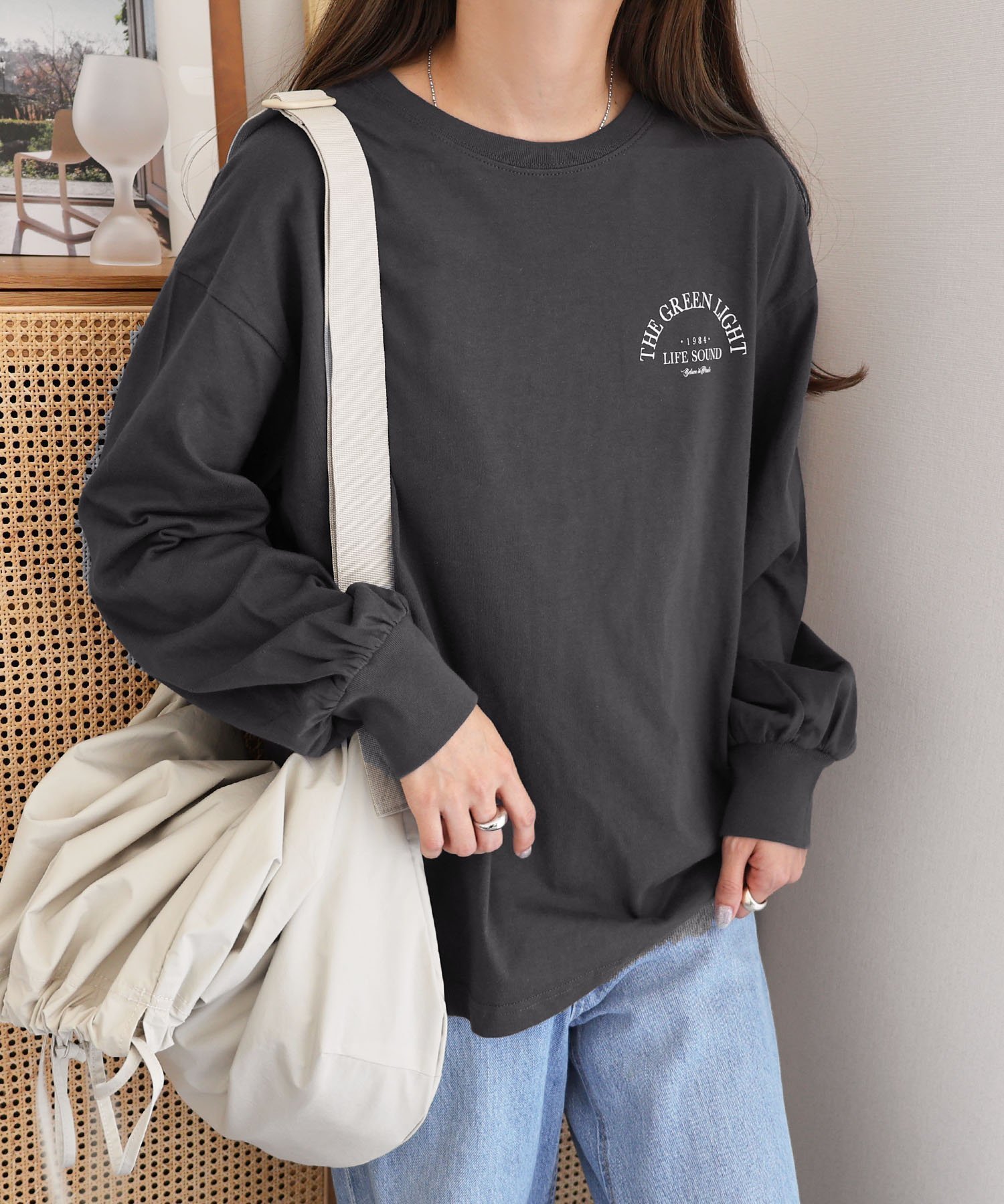 【その他のブランド/Other】のロゴプリント ボリューム袖 コットン 長袖 Tシャツ 人気、トレンドファッション・服の通販 founy(ファニー) 　ファッション　Fashion　レディースファッション　WOMEN　トップス・カットソー　Tops/Tshirt　シャツ/ブラウス　Shirts/Blouses　ロング / Tシャツ　T-Shirts　おすすめ　Recommend　プリント　Print　人気　Popularity　長袖　Long Sleeve　 other-1|ID: prp329100004472426 ipo3291000000031708540
