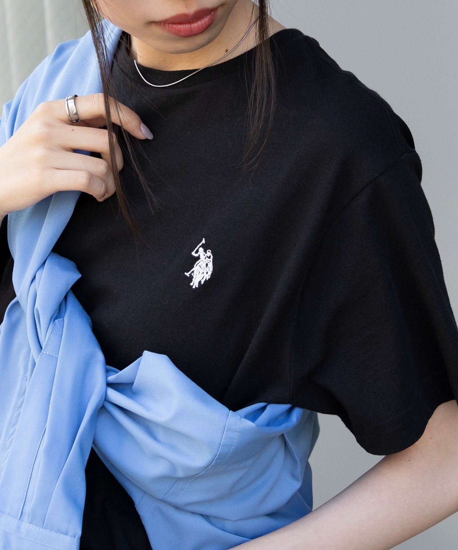 【セットアップセブン/SETUP7】のU.S. POLO ASSN./【別注】ワンポイントポニー刺繍Tシャツ ユニセックス ポロ 25SS インテリア・キッズ・メンズ・レディースファッション・服の通販 founy(ファニー) 　ファッション　Fashion　レディースファッション　Fashion for Women　トップス・カットソー　Cut & Sew Tops　シャツ・ブラウス・オフィスカジュアル　Elegant Blouses & Button-Ups　ロングTシャツ・Tシャツ　Longline T-Shirts & Tees　厚底　Platform Shoes　カーゴパンツ　Cargo Pants, Utility Pants　スニーカー　Sneakers, Trainers　スポーツ　Sports, Activewear　ダウン　Down, Puffer　デニム　Denim, Jeans Material　トレンド　Trend, Trending Now　定番　Standard, Basic Item　人気　Popular, Best Seller　ベーシック　Basic, Essential　別注　Limited Edition, Custom Order　半袖　Short Sleeve, Half Sleeve　ムートン　Shearling, Mouton　ワイド　Wide, Wide Fit　ワンポイント　One Point, Statement Accent　再入荷　Restock / Back in Stock　夏　Summer　2025年　2025　2025春夏・S/S　Spring/Summer 2025 SS25　BLK|ID: prp329100004474114 ipo3291000000033553440
