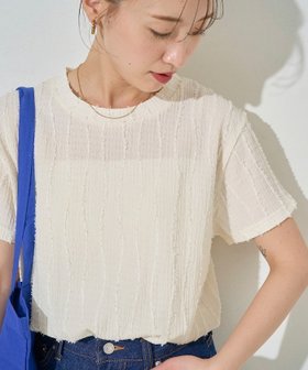 【フリークスストア/FREAK'S STORE】のフリンジ ストライプ ジャガード 半袖 Tシャツ【限定展開】 25SS 人気、トレンドファッション・服の通販 founy(ファニー) ファッション Fashion レディースファッション WOMEN トップス・カットソー Tops/Tshirt シャツ/ブラウス Shirts/Blouses ロング / Tシャツ T-Shirts 2025年 2025 2025春夏・S/S Ss,Spring/Summer,2025 コンパクト Compact シンプル Simple ストライプ Stripe フリンジ Fringe エレガント 上品 Elegant 半袖 Short Sleeve 夏 Summer S/S・春夏 Ss・Spring/Summer |ID:prp329100004474501
