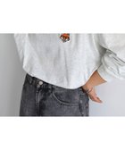 【リベリー/Riberry】のめがねキツネ胸刺繍ロンT 人気、トレンドファッション・服の通販 founy(ファニー) ファッション Fashion レディースファッション WOMEN トップス・カットソー Tops/Tshirt ロング / Tシャツ T-Shirts おすすめ Recommend インナー Inner カーゴパンツ Cargo Pants シンプル Simple スラックス Slacks デニム Denim ロング Long ワンポイント One Point 冬 Winter 夏 Summer thumbnail オートミール|ID: prp329100004474598 ipo3291000000032344305