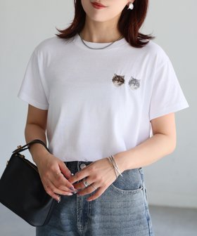 【リベリー/Riberry】のネコ刺繍半袖Tシャツ 人気、トレンドファッション・服の通販 founy(ファニー) ファッション Fashion レディースファッション WOMEN トップス・カットソー Tops/Tshirt シャツ/ブラウス Shirts/Blouses ロング / Tシャツ T-Shirts インナー Inner コンパクト Compact ジャケット Jacket スウェット Sweat ティアードスカート Tiered Skirt デニム Denim ネコ Cat 猫 Cat フェイス Face ボトム Bottom 半袖 Short Sleeve ロング Long ワイド Wide |ID:prp329100004474664
