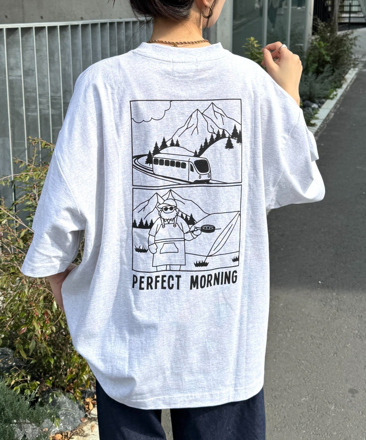 【チャオパニックティピー/CIAOPANIC TYPY】の【ojisan】ユニセックスワンポイントサガラ刺繍半袖Tee インテリア・キッズ・メンズ・レディースファッション・服の通販 founy(ファニー) 　ファッション　Fashion　レディースファッション　Fashion for Women　トップス・カットソー　Cut & Sew Tops　カーゴパンツ　Cargo Pants, Utility Pants　スラックス　Slacks, Dress Pants　デニム　Denim, Jeans Material　トレンド　Trend, Trending Now　プリント　Print, Printed Pattern　半袖　Short Sleeve, Half Sleeve　ワイド　Wide, Wide Fit　おすすめ　Recommended / Our Picks　エクリュ|ID: prp329100004474787 ipo3291000000033041140