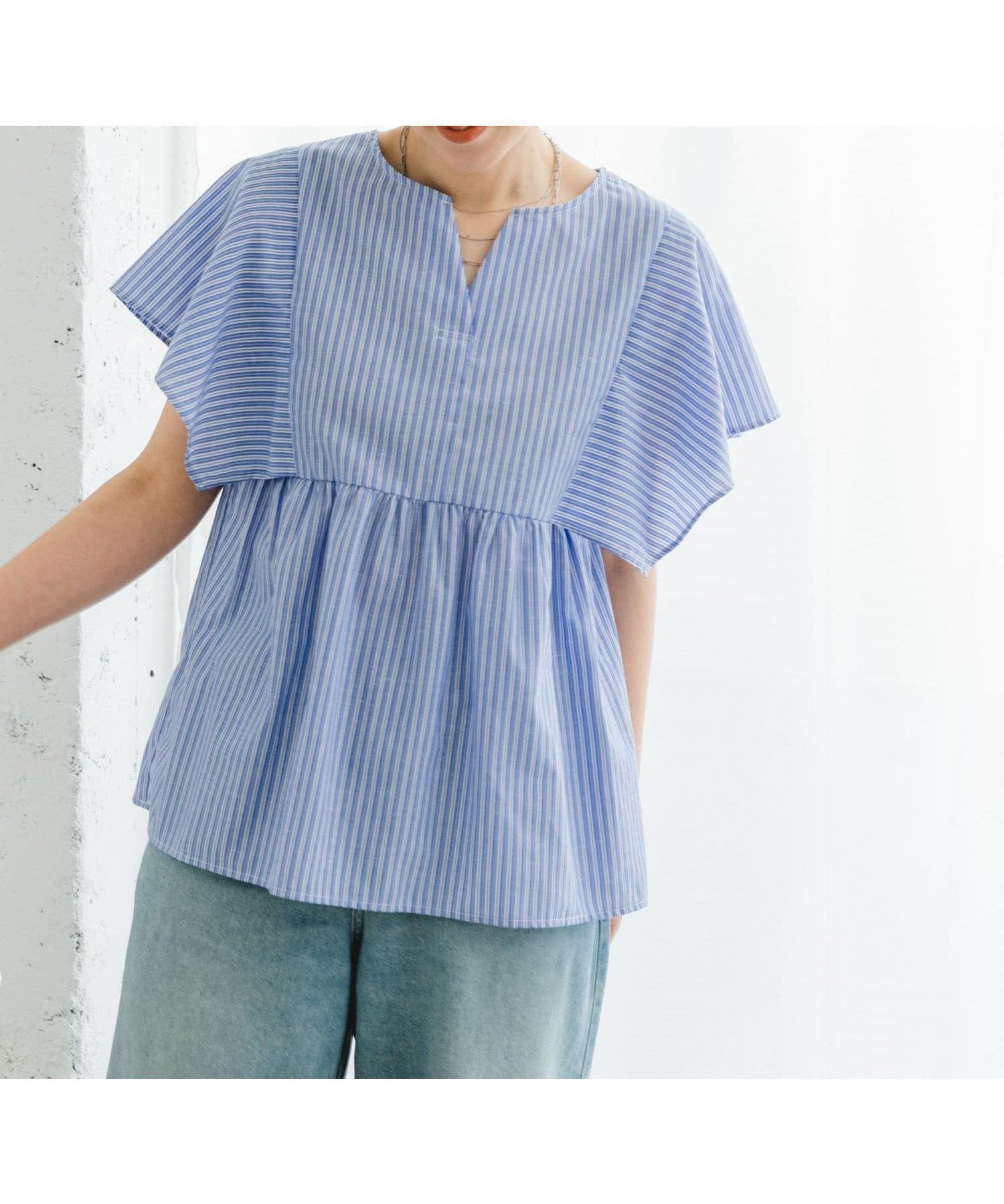 【アーバンリサーチ ロッソ/URBAN RESEARCH ROSSO】の『UR TECH』F by ROSSO スクエアスリーブブラウス インテリア・キッズ・メンズ・レディースファッション・服の通販 founy(ファニー) 　ファッション　Fashion　レディースファッション　WOMEN　トップス・カットソー　Tops/Tshirt　シャツ/ブラウス　Shirts/Blouses　エアリー　Airy　ギャザー　Gather　抗菌　Antibacterial　スクエア　Square　ストライプ　Stripe　スリーブ　Sleeve　フェミニン　Feminine　ベーシック　Basic　リネン　Linen　S/S・春夏　Ss・Spring/Summer　夏　Summer　エレガント 上品　Elegant　2025年　2025　2025春夏・S/S　Ss,Spring/Summer,2025　BLUE ST|ID: prp329100004474815 ipo3291000000031694202