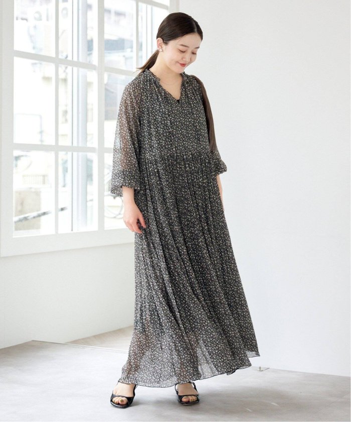 【イエナ/IENA】のMONOボタニーワンピース インテリア・キッズ・メンズ・レディースファッション・服の通販 founy(ファニー) https://founy.com/ ファッション Fashion レディースファッション WOMEN ワンピース Dress 2025年 2025 2025春夏・S/S Ss,Spring/Summer,2025 シアー Sheer ジャケット Jacket ジョーゼット Georgette プリーツ Pleats モノトーン Monotone エレガント 上品 Elegant |ID: prp329100004475934 ipo3291000000031943846