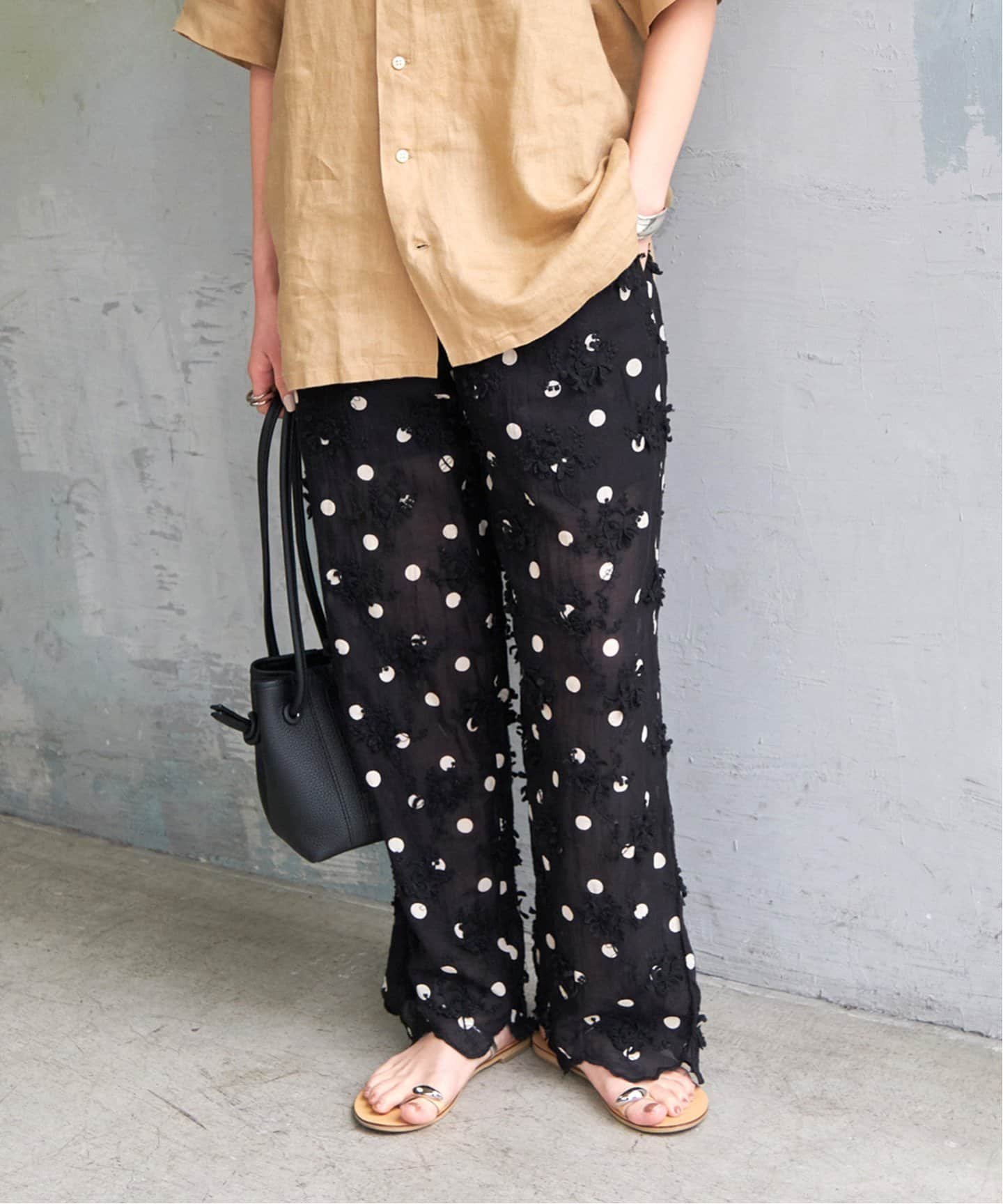【スピック&スパン/Spick & Span】の《追加 》crinkle crinkle crinkle 3D embroidery dot pants CC-2508 インテリア・キッズ・メンズ・レディースファッション・服の通販 founy(ファニー) 　ファッション　Fashion　レディースファッション　WOMEN　パンツ　Pants　ブラック|ID: prp329100004477438 ipo3291000000031727562