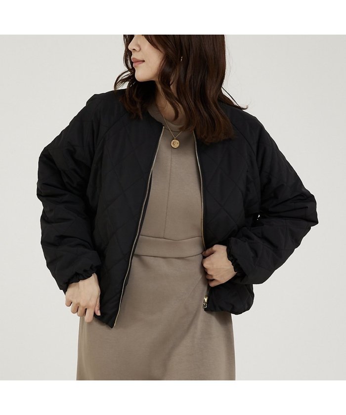 【アバハウスマヴィ/abahouse mavie】のキルトリバーシブルブルゾン インテリア・キッズ・メンズ・レディースファッション・服の通販 founy(ファニー) https://founy.com/ ファッション Fashion レディースファッション WOMEN アウター Coat Outerwear ブルゾン Blouson/Jackets おすすめ Recommend キルティング Quilting キルト Quilt ジップ Zip ストレート Straight タフタ Taffeta ブルゾン Blouson ワイド Wide エレガント 上品 Elegant 人気 Popularity 定番 Standard ビジネス 仕事 通勤 Business |ID: prp329100004477623 ipo3291000000031653724