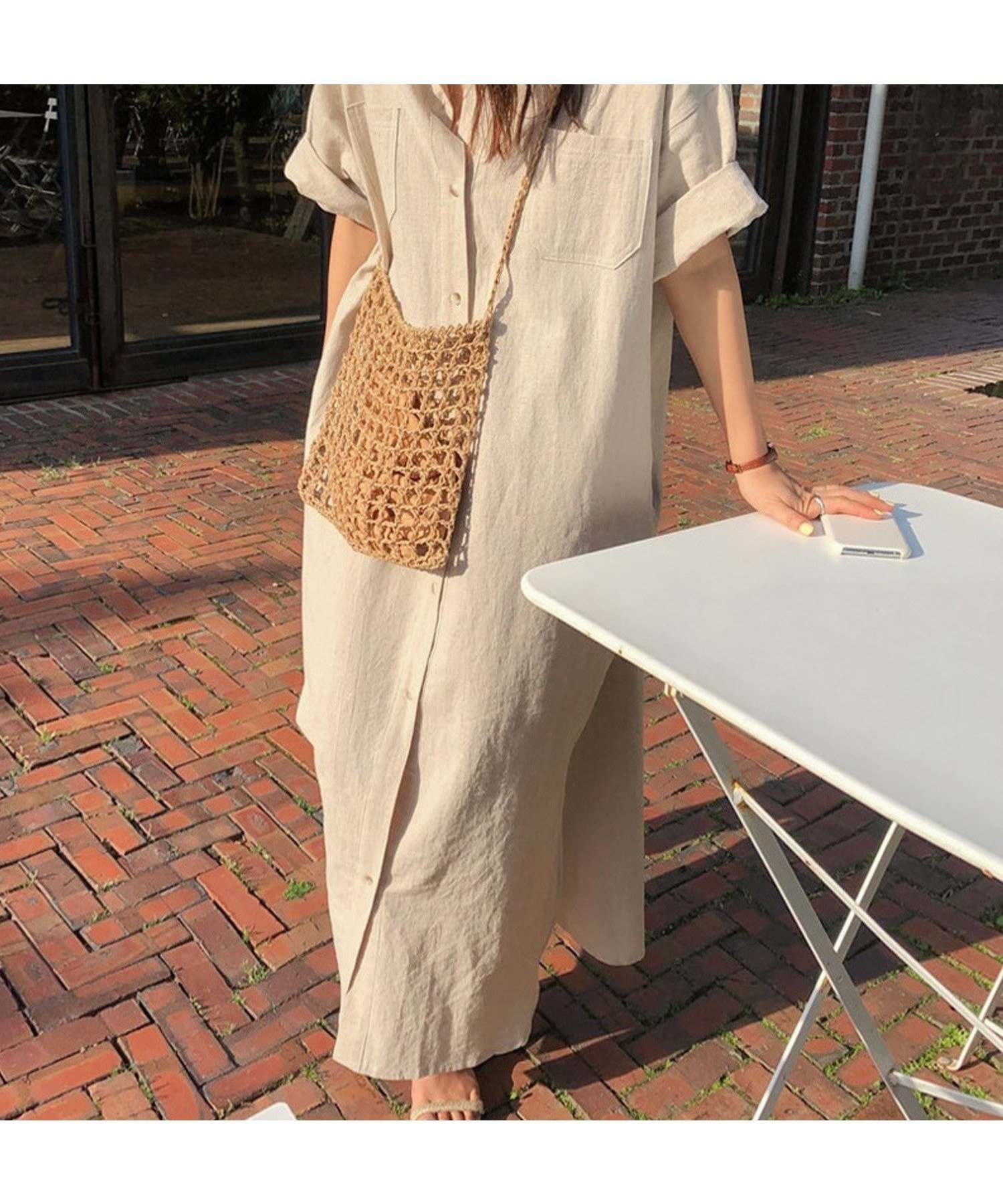 【ジュノア/JUNOAH】のリラックスマキシ丈シャツワンピース インテリア・キッズ・メンズ・レディースファッション・服の通販 founy(ファニー) 　ファッション　Fashion　レディースファッション　Fashion for Women　ワンピース　Dresses　シャツワンピース / 1枚で着映えコーデ　Shirt Dresses　マキシ　Maxi, Full Length　リラックス　Relax, Relaxed Fit　クリーム|ID: prp329100004477928 ipo3291000000033566875