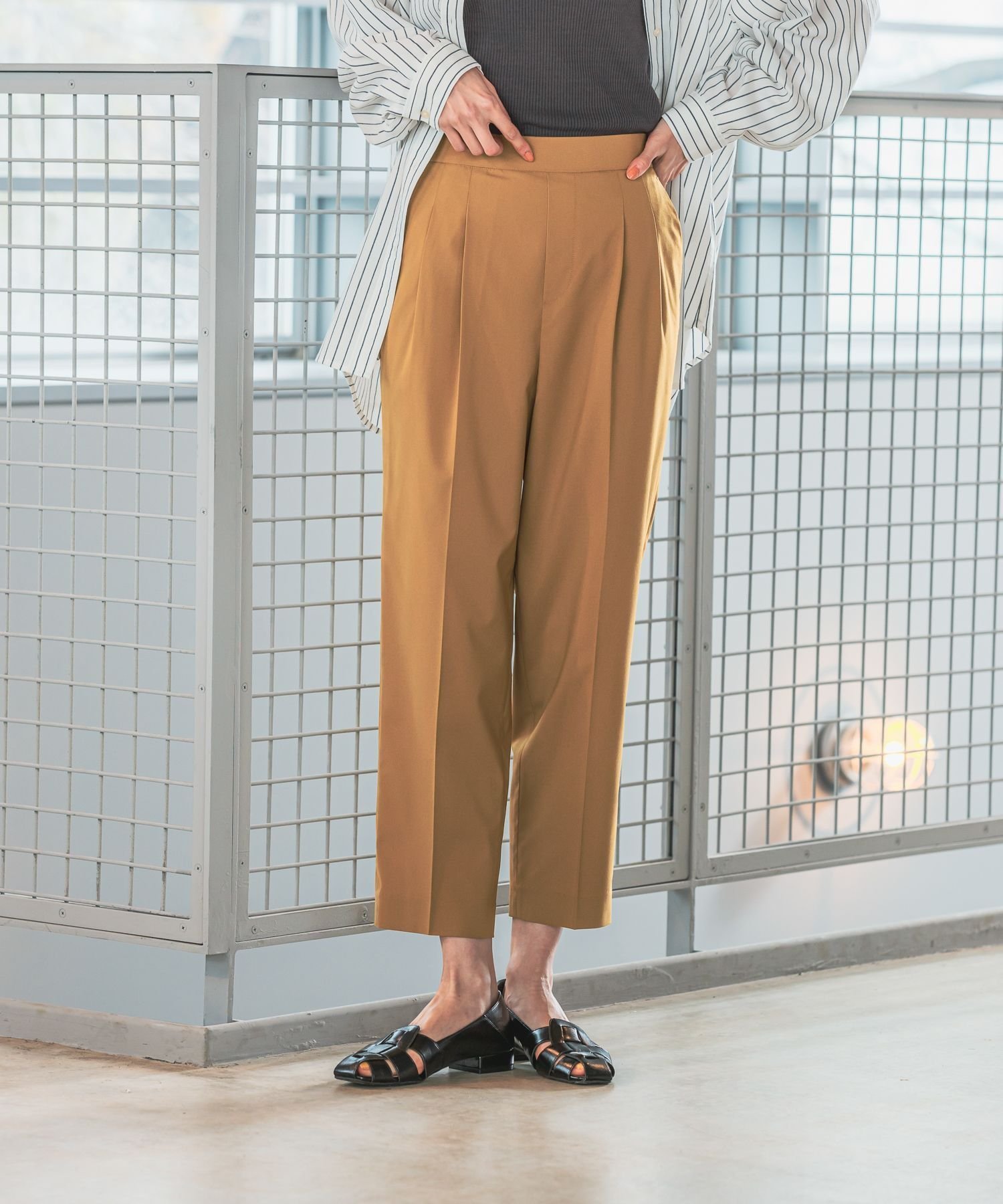 【グローバルワーク/GLOBAL WORK】のウツクシルエットDRYテーパードパンツ/986650 インテリア・キッズ・メンズ・レディースファッション・服の通販 founy(ファニー) 　ファッション　Fashion　レディースファッション　Fashion for Women　パンツ　Pants & Trousers　サンダル　Sandals, Summer Shoes　シューズ　Shoes, Footwear　ジップ　Zip, Zipper　ジャケット　Jacket, Outerwear　ストレッチ　Stretch, Stretchy Fabric　スニーカー　Sneakers, Trainers　センター　Center, Center Line　人気　Popular, Best Seller　フラット　Flat, Flat Shoes　フロント　Front, Front Design　ベーシック　Basic, Essential　ポケット　Pocket, Pocket Detail　リラックス　Relax, Relaxed Fit　ワイド　Wide, Wide Fit　夏　Summer　マスタード67|ID: prp329100004478012 ipo3291000000032608316