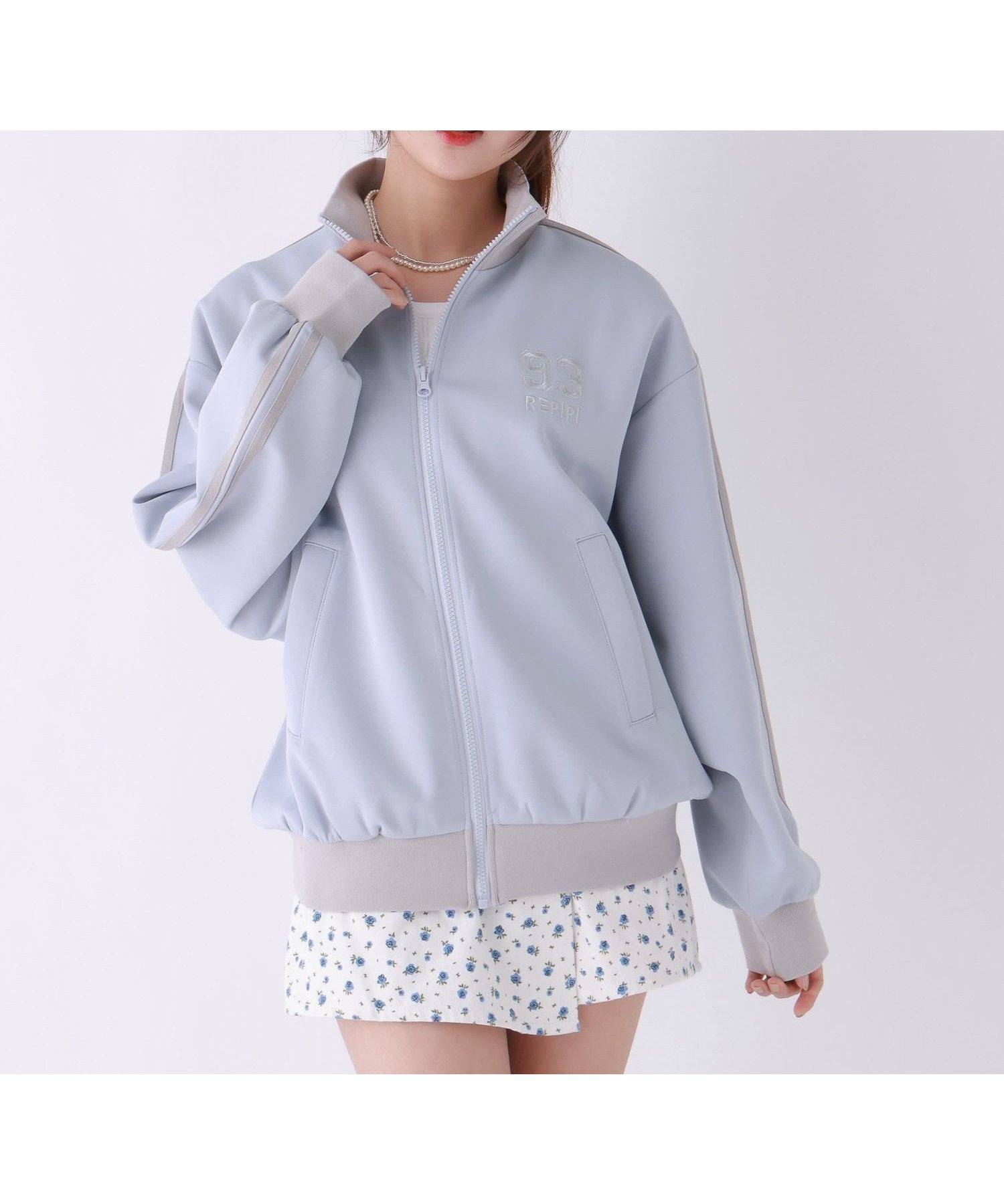 【レピピアルマリオ/repipi armario / KIDS】のルーズトラックジャケット インテリア・キッズ・メンズ・レディースファッション・服の通販 founy(ファニー) 　ファッション　Fashion　キッズファッション　KIDS　アウター　Coat Outerwear /Kids　インナー　Inner　キャミソール　Camisole　ジャケット　Jacket　ジャージ　Jersey　ソックス　Socks　タンク　Tank　デニム　Denim　ボトム　Bottom　ルーズ　Loose　ロング　Long　ライトブルー82|ID: prp329100004478644 ipo3291000000031828786