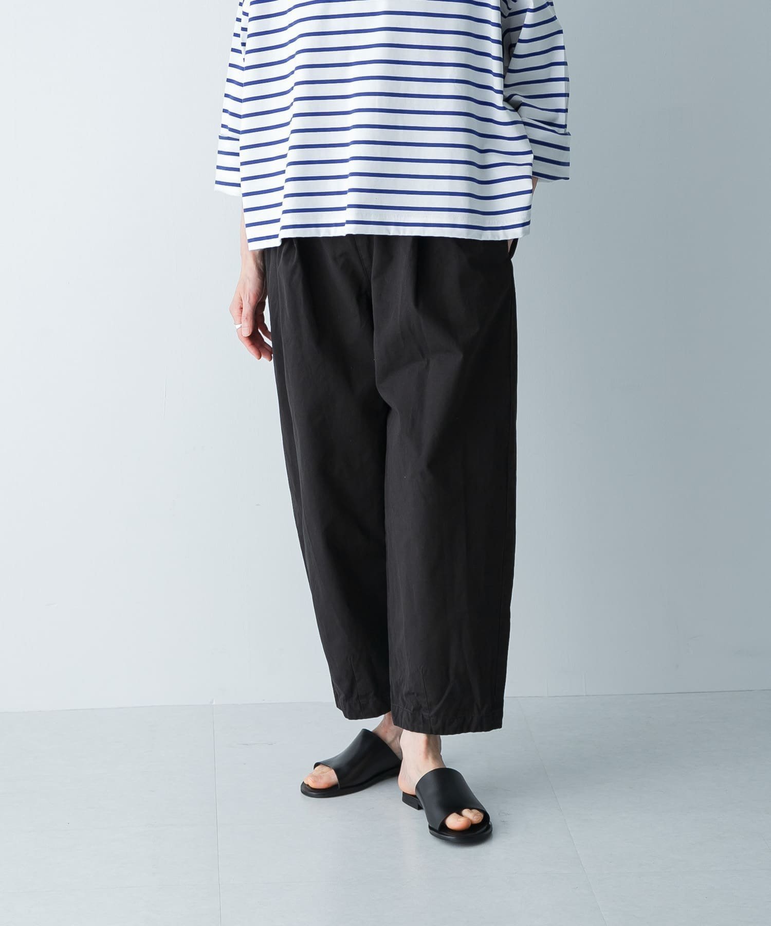 【かぐれ/kagure / URBAN RESEARCH】のコットンクロップドパンツ インテリア・キッズ・メンズ・レディースファッション・服の通販 founy(ファニー) 　ファッション　Fashion　レディースファッション　WOMEN　パンツ　Pants　クロップド　Cropped　シンプル　Simple　チュニック　Tunic　デニム　Denim　バランス　Balance　ボトム　Bottom　ポケット　Pocket　ワイド　Wide　S/S・春夏　Ss・Spring/Summer　おすすめ　Recommend　夏　Summer　2025年　2025　2025春夏・S/S　Ss,Spring/Summer,2025　BLACK|ID: prp329100004479227 ipo3291000000031992537