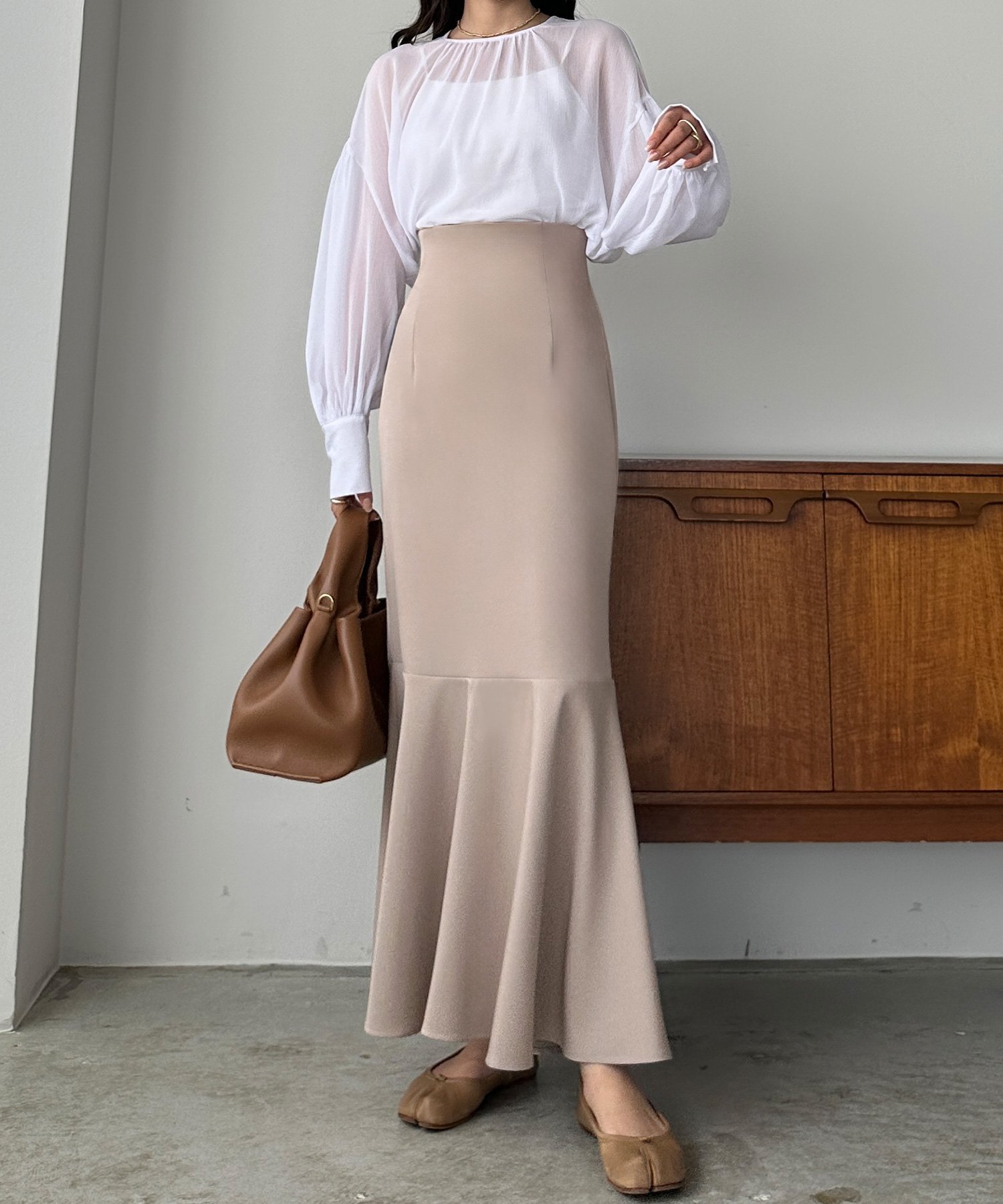 【ジュノア/JUNOAH】のハイウエストマーメイドスカート インテリア・キッズ・メンズ・レディースファッション・服の通販 founy(ファニー) 　ファッション　Fashion　レディースファッション　WOMEN　スカート　Skirt　グレージュ|ID: prp329100004481024 ipo3291000000031762559