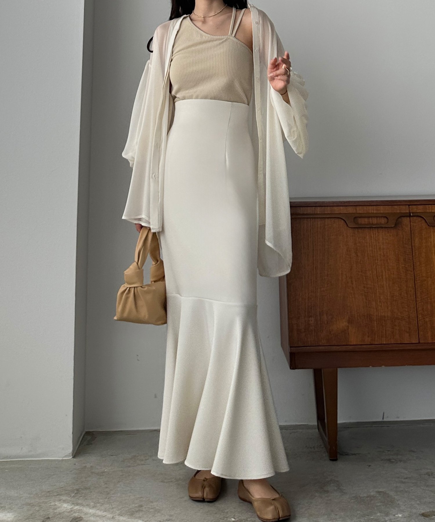 【ジュノア/JUNOAH】のハイウエストマーメイドスカート インテリア・キッズ・メンズ・レディースファッション・服の通販 founy(ファニー) 　ファッション　Fashion　レディースファッション　WOMEN　スカート　Skirt　アイボリー|ID: prp329100004481024 ipo3291000000031762561