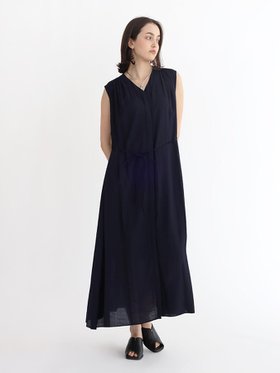 【ラシュッド/LASUD】のレーヨン混ウェーブタックワンピース 人気、トレンドファッション・服の通販 founy(ファニー) ファッション Fashion レディースファッション WOMEN ワンピース Dress とろみ Thickness ギャザー Gather ドレープ Drape ノースリーブ No Sleeve バランス Balance ペチコート Petticoat エレガント 上品 Elegant |ID:prp329100004481144