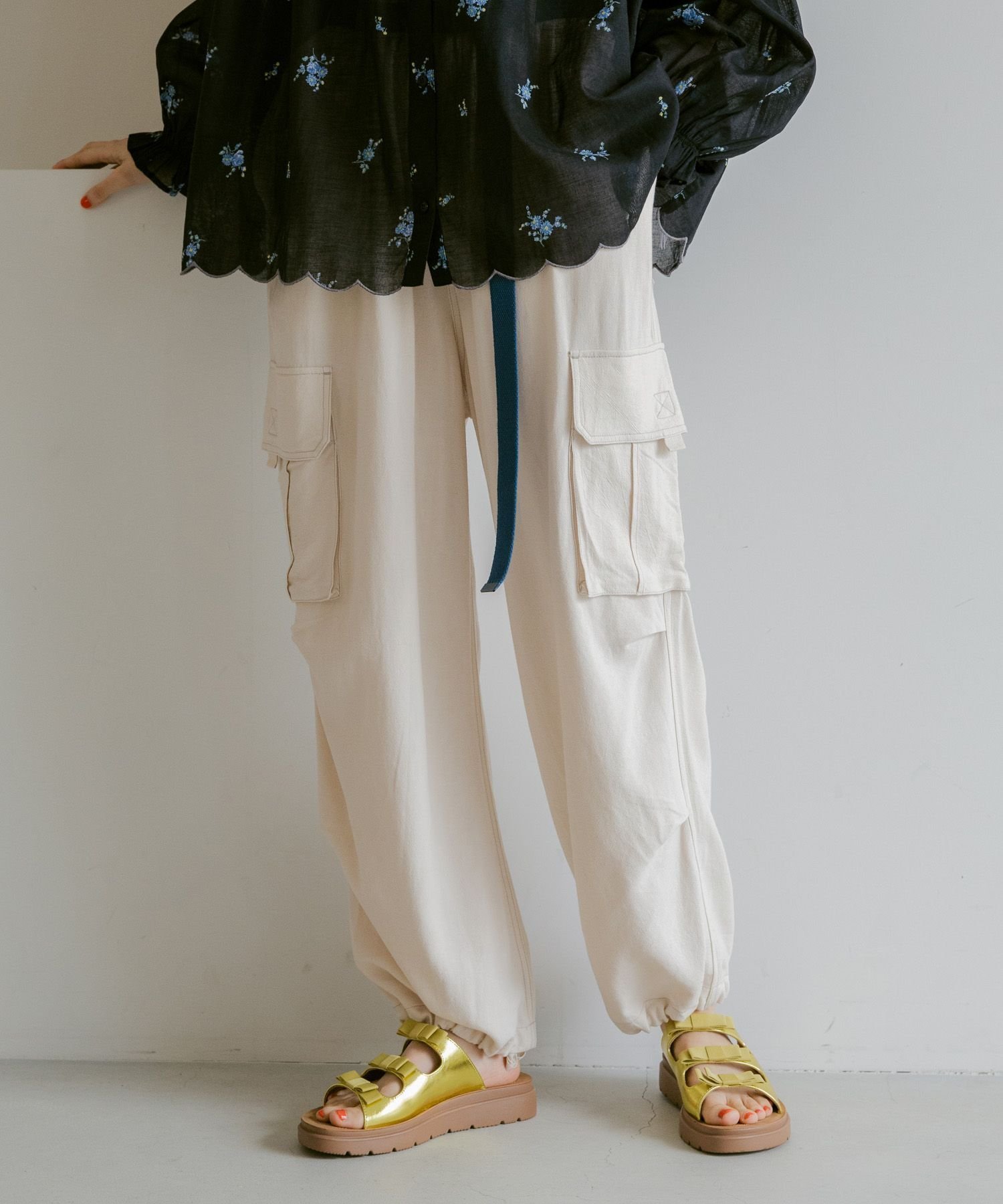 【ニコアンド/niko and】のリネン混トロットカーゴパンツ インテリア・キッズ・メンズ・レディースファッション・服の通販 founy(ファニー) 　ファッション　Fashion　レディースファッション　Ladies' Fashion Online　パンツ　Pants　おすすめ　Recommend　カーゴパンツ　Cargo Pants　コンパクト　Compact　ミックス　Mix　リネン　Linen　リラックス　Relax　ワイド　Wide　アイボリー52|ID: prp329100004482478 ipo3291000000032511869