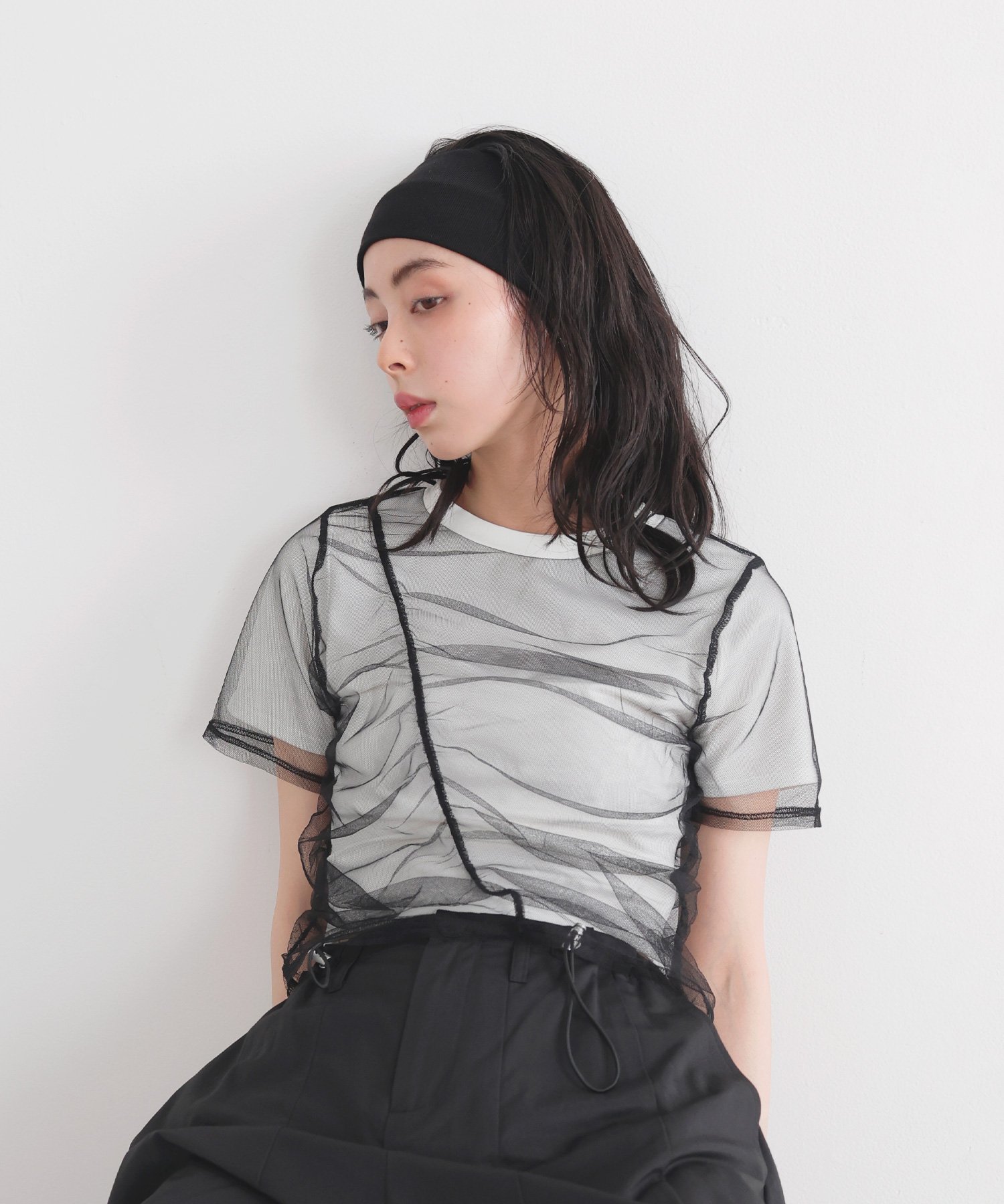 【リアン/Lian】のシャーリングチュールレイヤードTシャツ インテリア・キッズ・メンズ・レディースファッション・服の通販 founy(ファニー) 　ファッション　Fashion　レディースファッション　WOMEN　トップス・カットソー　Tops/Tshirt　シャツ/ブラウス　Shirts/Blouses　ロング / Tシャツ　T-Shirts　クロップド　Cropped　シャーリング　Shirring　チュール　Tulle　ホワイト×ブラック|ID: prp329100004482848 ipo3291000000031998062