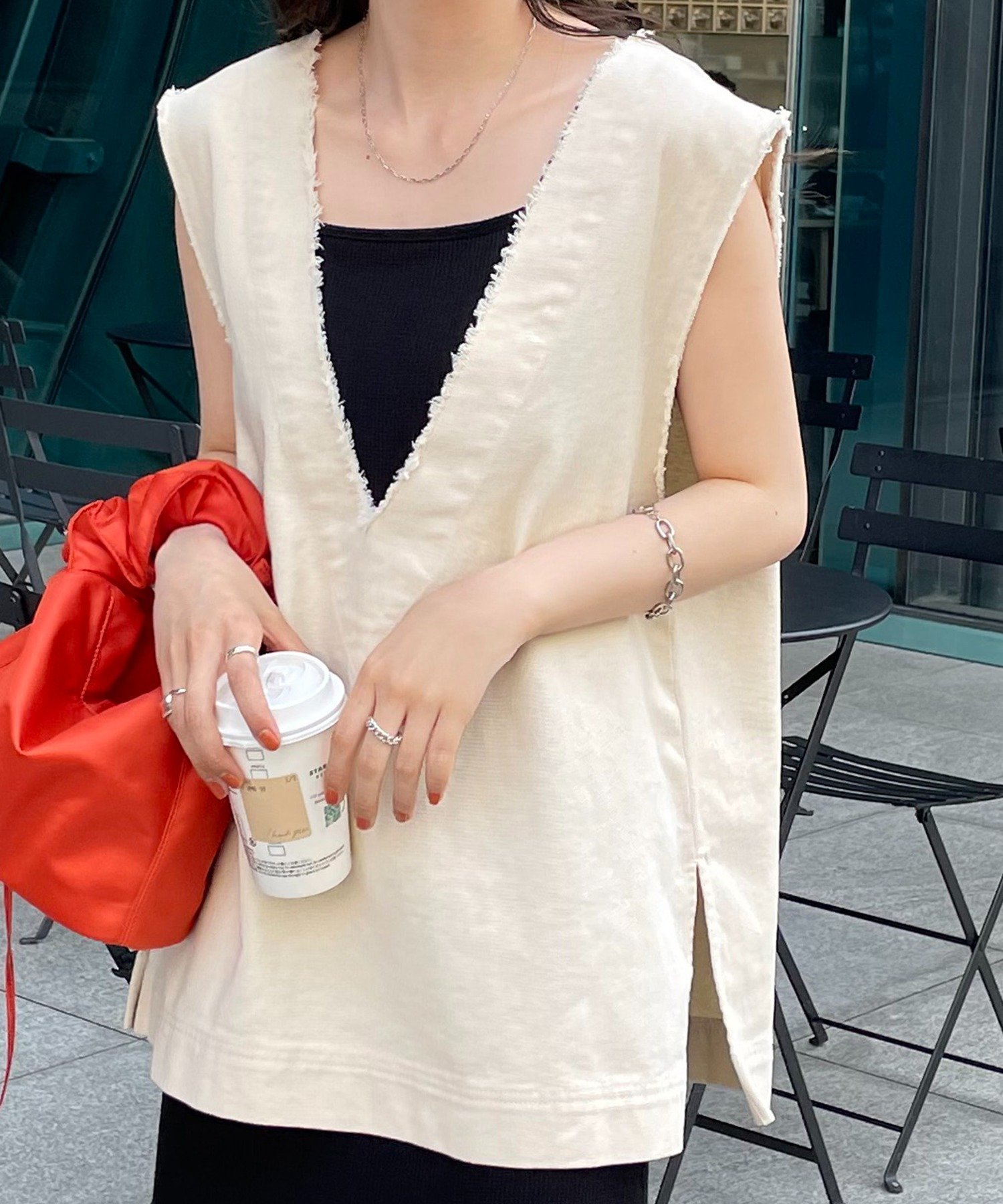 【ディスコート/Discoat】の【WEB限定】USコットンフリンジ深Vベスト 人気、トレンドファッション・服の通販 founy(ファニー) 　ファッション　Fashion　レディースファッション　WOMEN　アウター　Coat Outerwear　トップス・カットソー　Tops/Tshirt　ベスト/ジレ　Gilets/Vests　カットオフ　Cut Off　シンプル　Simple　スリット　Slit　ベスト　Vest　 other-1|ID: prp329100004485769 ipo3291000000031990751