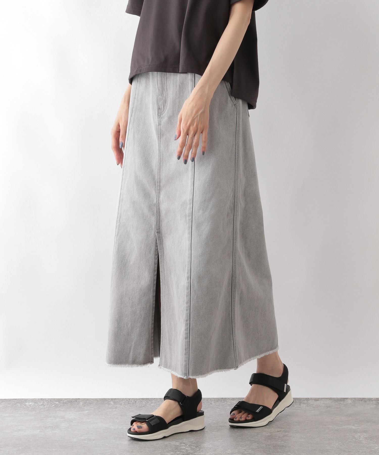 【グローバルワーク/GLOBAL WORK】のGOODデニムアイラインスカート/117770 インテリア・キッズ・メンズ・レディースファッション・服の通販 founy(ファニー) 　ファッション　Fashion　レディースファッション　WOMEN　スカート　Skirt　おすすめ　Recommend　スリット　Slit　デニム　Denim　フリンジ　Fringe　フロント　Front　ポケット　Pocket　楽ちん　Easy　ライトグレー14|ID: prp329100004487617 ipo3291000000031841381