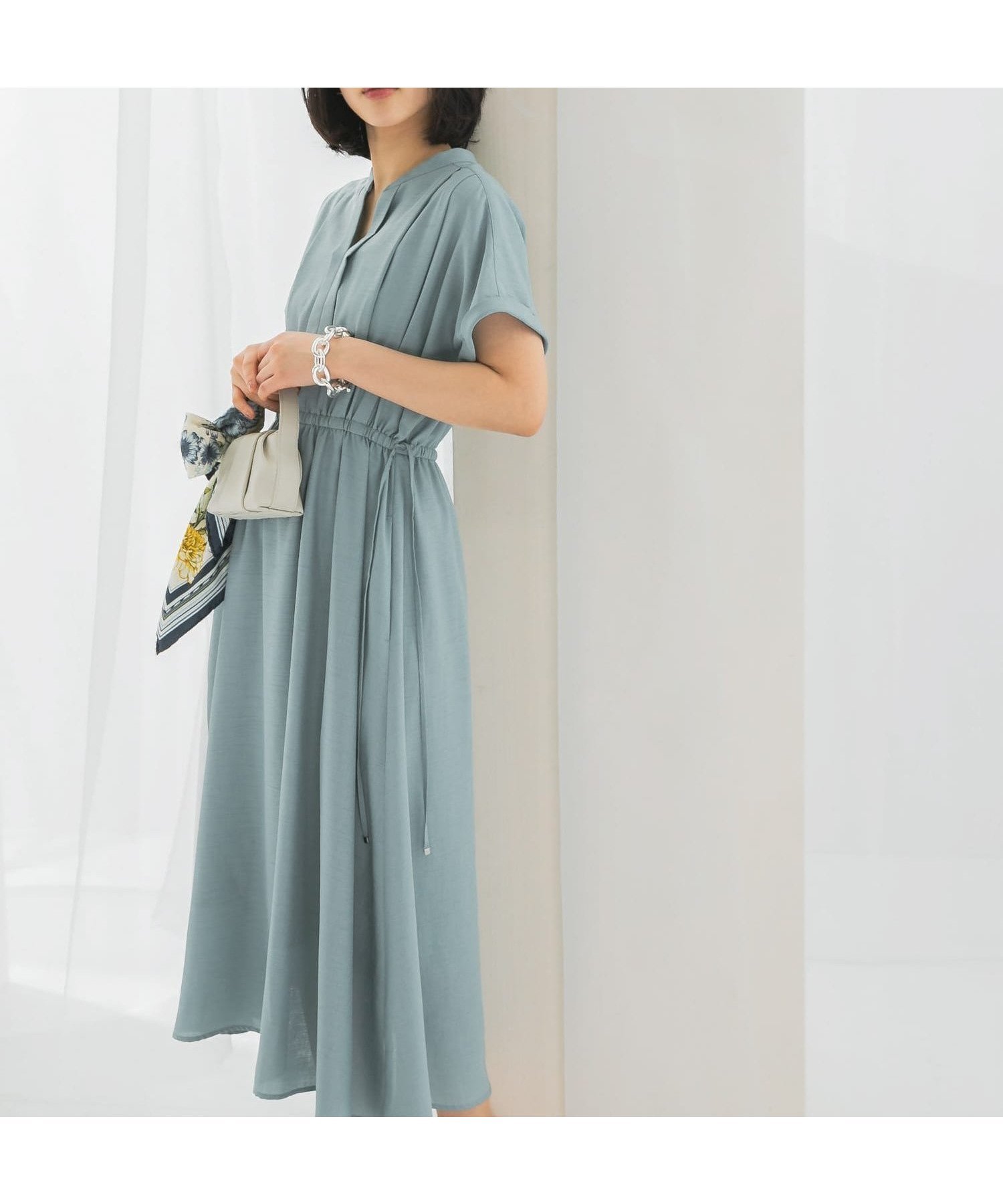 【アーバンリサーチ ロッソ/URBAN RESEARCH ROSSO】の『再入荷予定』ウォッシャブルセミシアーキーネックワンピース インテリア・キッズ・メンズ・レディースファッション・服の通販 founy(ファニー) 　ファッション　Fashion　レディースファッション　Fashion for Women　ワンピース　Dresses　2025年　2025　2025春夏・S/S　Spring/Summer 2025 SS25　ウォッシャブル　Machine Washable　エアリー　Airy Texture　スリーブ　Sleeve, Long Sleeve / Short Sleeve　フレンチ　French, French Style　リボン　Ribbon, Bow　夏　Summer　S/S・春夏　SS, Spring/Summer, Warm Season　BLUE|ID: prp329100004487905 ipo3291000000032722409