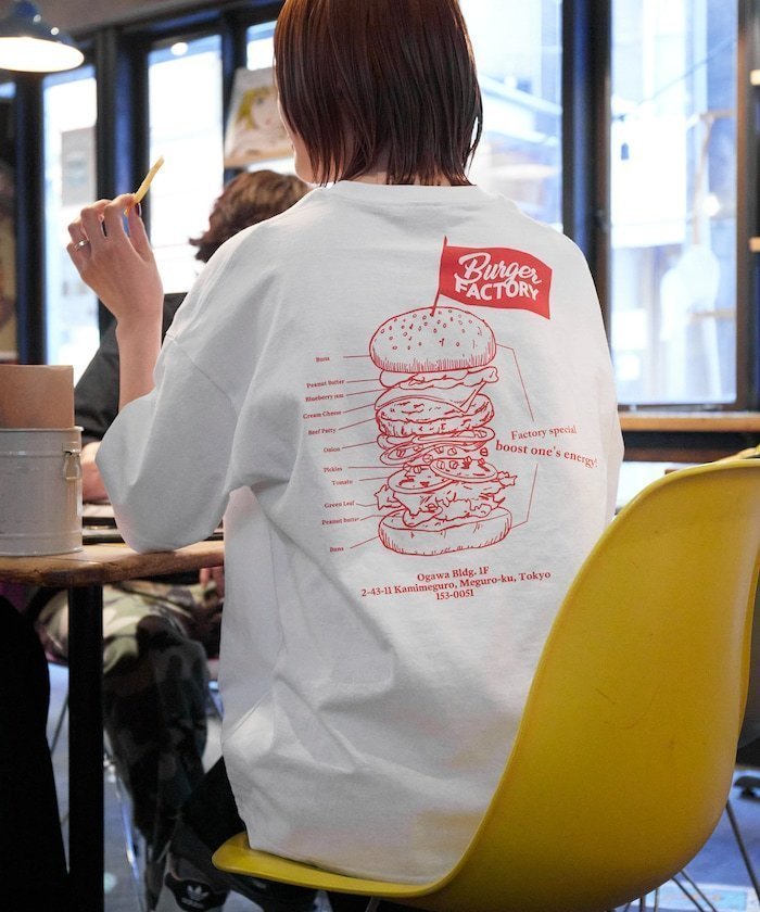 【フリークスストア/FREAK'S STORE】の別注 ビッグシルエット バックプリント クルーネックTシャツ 【限定展開】 25SS インテリア・キッズ・メンズ・レディースファッション・服の通販 founy(ファニー) 　ファッション　Fashion　レディースファッション　Fashion for Women　トップス・カットソー　Cut & Sew Tops　シャツ・ブラウス・オフィスカジュアル　Elegant Blouses & Button-Ups　ロングTシャツ・Tシャツ　Longline T-Shirts & Tees　バッグ　Bags　カーゴパンツ　Cargo Pants, Utility Pants　グラフィック　Graphic, Graphic Design　シンプル　Simple, Minimal　デニム　Denim, Jeans Material　トレンド　Trend, Trending Now　定番　Standard, Basic Item　人気　Popular, Best Seller　ビッグ　Big, Oversized　フロント　Front, Front Design　プリント　Print, Printed Pattern　ボトム　Bottoms, Lower Wear　別注　Limited Edition, Custom Order　リラックス　Relax, Relaxed Fit　ワンポイント　One Point, Statement Accent　S/S・春夏　SS, Spring/Summer, Warm Season　おすすめ　Recommended / Our Picks　夏　Summer　2025年　2025　2025春夏・S/S　Spring/Summer 2025 SS25　ホワイト|ID: prp329100004490233 ipo3291000000032690139
