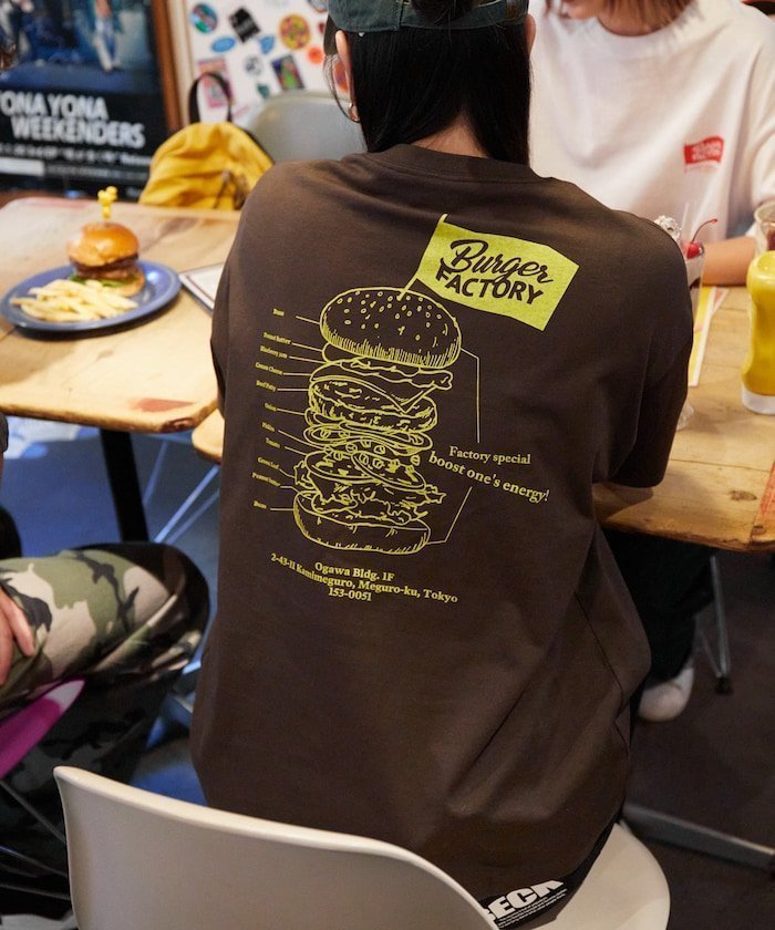 【フリークスストア/FREAK'S STORE】の別注 ビッグシルエット バックプリント クルーネックTシャツ 【限定展開】 25SS インテリア・キッズ・メンズ・レディースファッション・服の通販 founy(ファニー) 　ファッション　Fashion　レディースファッション　Fashion for Women　トップス・カットソー　Cut & Sew Tops　シャツ・ブラウス・オフィスカジュアル　Elegant Blouses & Button-Ups　ロングTシャツ・Tシャツ　Longline T-Shirts & Tees　バッグ　Bags　カーゴパンツ　Cargo Pants, Utility Pants　グラフィック　Graphic, Graphic Design　シンプル　Simple, Minimal　デニム　Denim, Jeans Material　トレンド　Trend, Trending Now　定番　Standard, Basic Item　人気　Popular, Best Seller　ビッグ　Big, Oversized　フロント　Front, Front Design　プリント　Print, Printed Pattern　ボトム　Bottoms, Lower Wear　別注　Limited Edition, Custom Order　リラックス　Relax, Relaxed Fit　ワンポイント　One Point, Statement Accent　S/S・春夏　SS, Spring/Summer, Warm Season　おすすめ　Recommended / Our Picks　夏　Summer　2025年　2025　2025春夏・S/S　Spring/Summer 2025 SS25　ブラウン|ID: prp329100004490233 ipo3291000000032690142