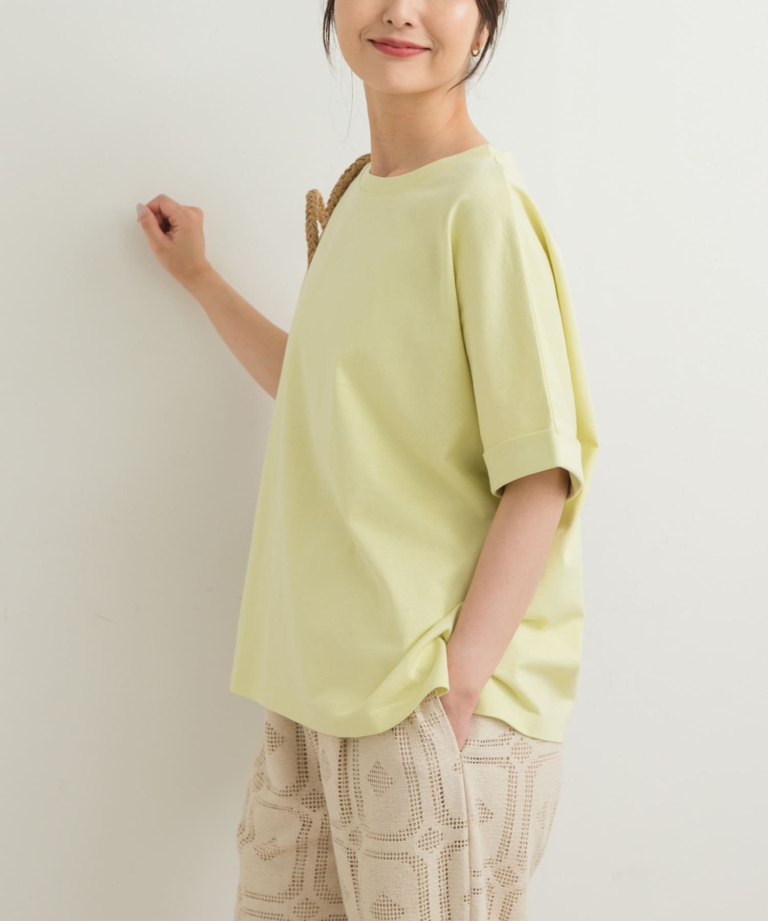 【アーバンリサーチ ドアーズ/URBAN RESEARCH DOORS】の『UR TECH』コットンロールスリーブプルオーバー インテリア・キッズ・メンズ・レディースファッション・服の通販 founy(ファニー) 　ファッション　Fashion　レディースファッション　Fashion for Women　トップス・カットソー　Cut & Sew Tops　カジュアルプルオーバー・ニットトップス　Pullovers & Knit Tops / Casual Pullovers　イエロー　Yellow　秋　Autumn　抗菌　Antibacterial, Bacteria-Resistant　シンプル　Simple, Minimal　ストレート　Straight, Straight Cut　スリーブ　Sleeve, Long Sleeve / Short Sleeve　プレーン　Plain, Simple　半袖　Short Sleeve, Half Sleeve　ワイド　Wide, Wide Fit　S/S・春夏　SS, Spring/Summer, Warm Season　夏　Summer　2025年　2025　2025春夏・S/S　Spring/Summer 2025 SS25　YELLOW|ID: prp329100004490403 ipo3291000000033540469