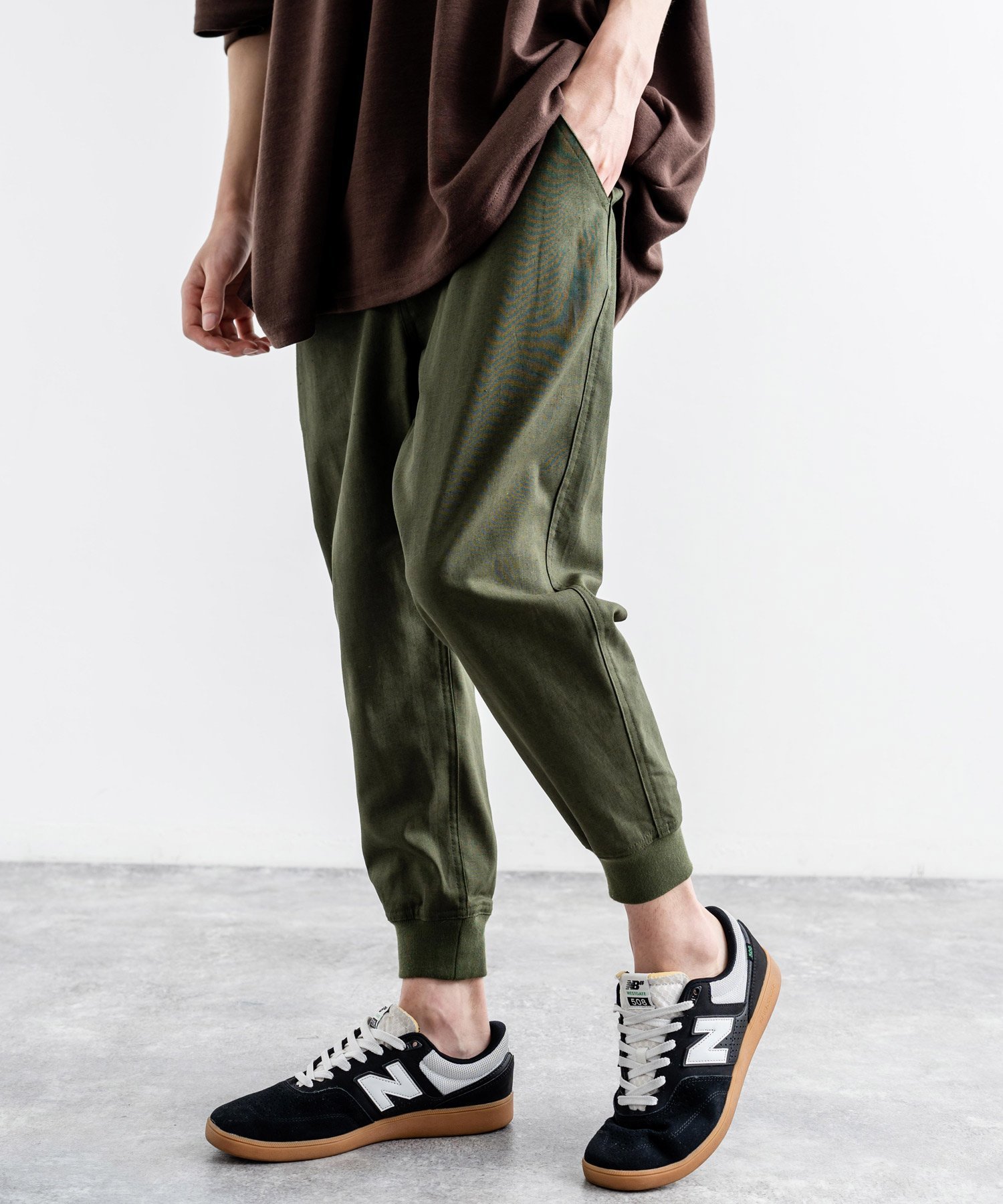 【ロッキーモンロー/Rocky Monroe】のコットンリネンクロップドジョガーパンツ インテリア・キッズ・メンズ・レディースファッション・服の通販 founy(ファニー) 　ファッション　Fashion　レディースファッション　WOMEN　パンツ　Pants　アウトドア　Outdoor　クロップド　Cropped　シンプル　Simple　ソックス　Socks　ドローコード　Draw Cord　ハーフ　Half　フィット　Fit　フロント　Front　リネン　Linen　リラックス　Relax　再入荷　Restock/Back In Stock/Re Arrival　おすすめ　Recommend　カーキ|ID: prp329100004491292 ipo3291000000031995797