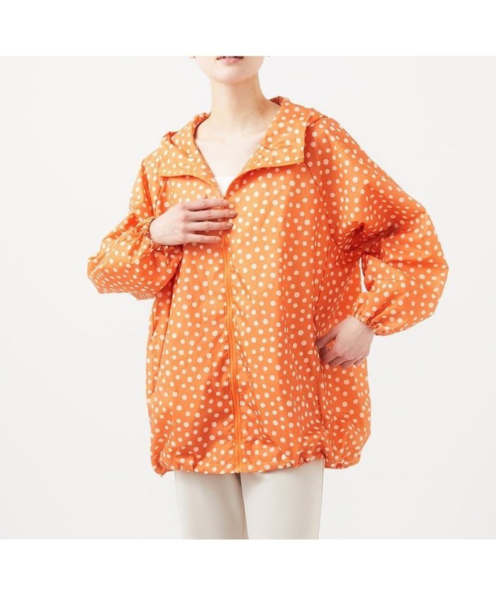 【シビラ/SYBILLA】のドットプリントレインコート インテリア・キッズ・メンズ・レディースファッション・服の通販 founy(ファニー) https://founy.com/ ファッション Fashion レディースファッション WOMEN アウター Coat Outerwear コート Coats スタンド Stand ドローコード Draw Cord ポーチ Pouch |ID: prp329100004491584 ipo3291000000031785003