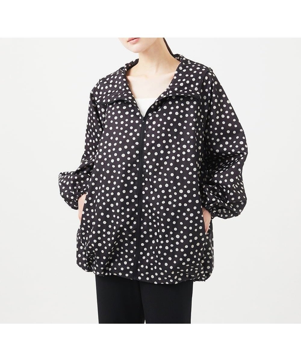 【シビラ/SYBILLA】のドットプリントレインコート インテリア・キッズ・メンズ・レディースファッション・服の通販 founy(ファニー) 　ファッション　Fashion　レディースファッション　WOMEN　アウター　Coat Outerwear　コート　Coats　スタンド　Stand　ドローコード　Draw Cord　ポーチ　Pouch　ブラック|ID: prp329100004491584 ipo3291000000031785005
