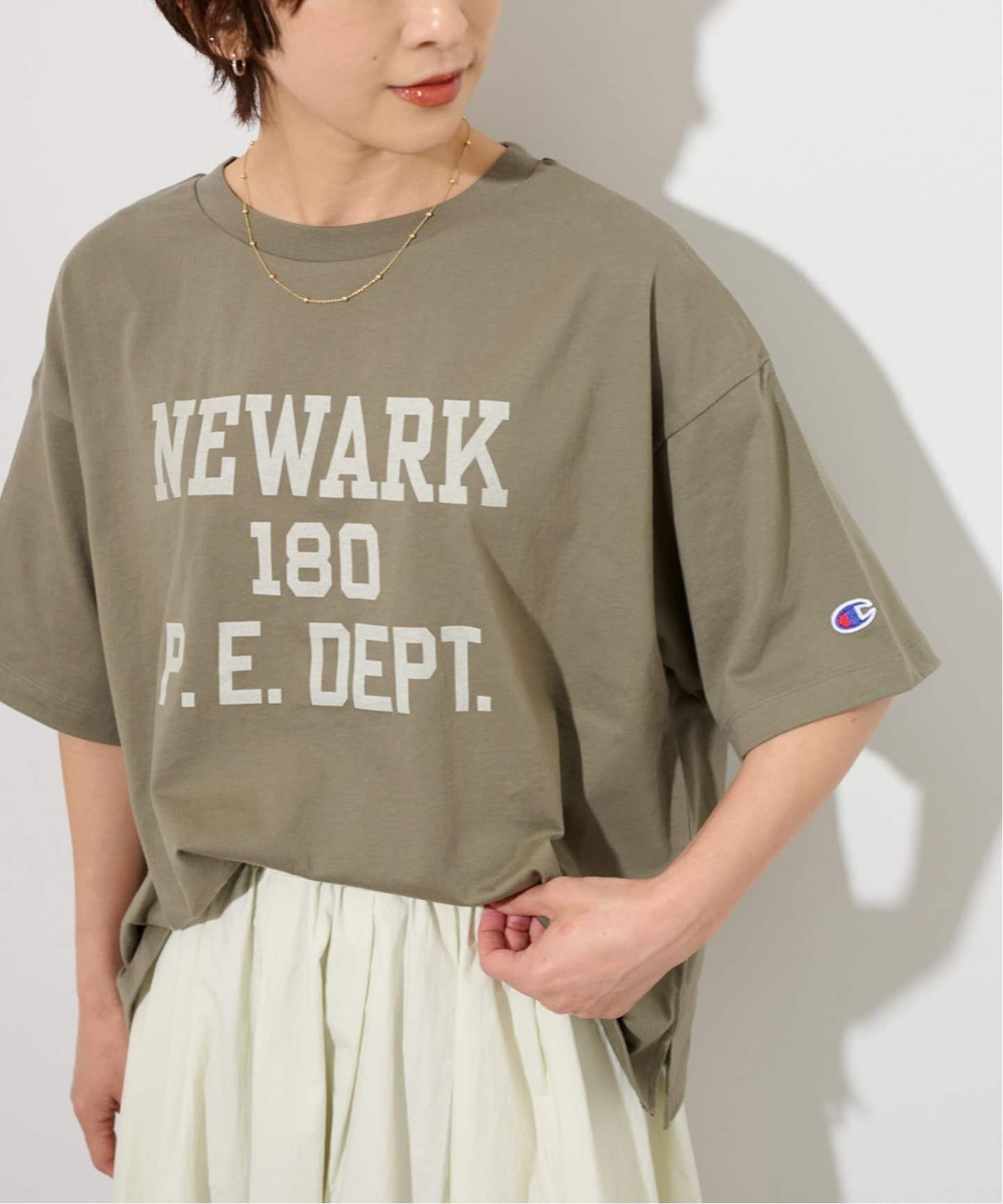 【ジャーナルスタンダード レリューム/JOURNAL STANDARD relume】の別注【Champion/チャンピオン】26/s Jersey Tee Tシャツ インテリア・キッズ・メンズ・レディースファッション・服の通販 founy(ファニー) 　ファッション　Fashion　レディースファッション　WOMEN　トップス・カットソー　Tops/Tshirt　シャツ/ブラウス　Shirts/Blouses　ロング / Tシャツ　T-Shirts　カラフル　Colorful　グラフィック　Graphic　スポーツ　Sports　ニューヨーク　New York　別注　Special Order　ワイド　Wide　おすすめ　Recommend　2025年　2025　2025春夏・S/S　Ss,Spring/Summer,2025　カーキ|ID: prp329100004491684 ipo3291000000031667522