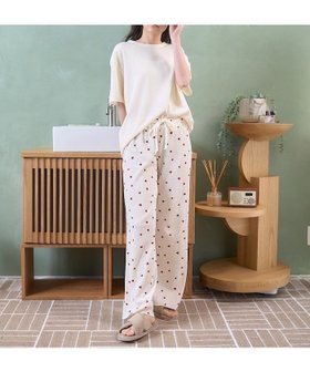 【フリークスストア/FREAK'S STORE】 フルーツオブザルーム/別注 無地Tシャツハートパンツルームセット/ルームウェア/パジャマ 25SS人気、トレンドファッション・服の通販 founy(ファニー) ファッション Fashion レディースファッション WOMEN パンツ Pants 2025年 2025 2025春夏・S/S Ss,Spring/Summer,2025 スペシャル Special パジャマ Pajamas 人気 Popularity 今季 This Season 別注 Special Order 夏 Summer S/S・春夏 Ss・Spring/Summer 楽ちん Easy 無地 Plain Color |ID:prp329100004491998