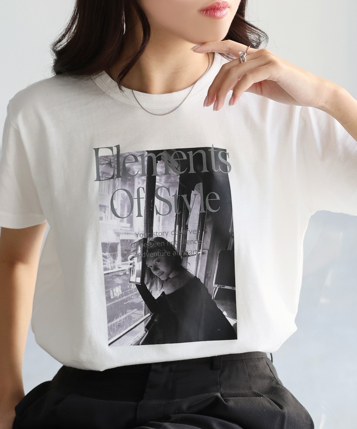 【リベリー/Riberry】のフォトプリントロゴTシャツ インテリア・キッズ・メンズ・レディースファッション・服の通販 founy(ファニー) 　ファッション　Fashion　レディースファッション　WOMEN　トップス・カットソー　Tops/Tshirt　シャツ/ブラウス　Shirts/Blouses　ロング / Tシャツ　T-Shirts　インナー　Inner　シンプル　Simple　スラックス　Slacks　ティアードスカート　Tiered Skirt　デニム　Denim　フロント　Front　プリント　Print　ボトム　Bottom　半袖　Short Sleeve　レギュラー　Regular　ロング　Long　おすすめ　Recommend　夏　Summer　ホワイト×チャコールグレー|ID: prp329100004492046 ipo3291000000031831024